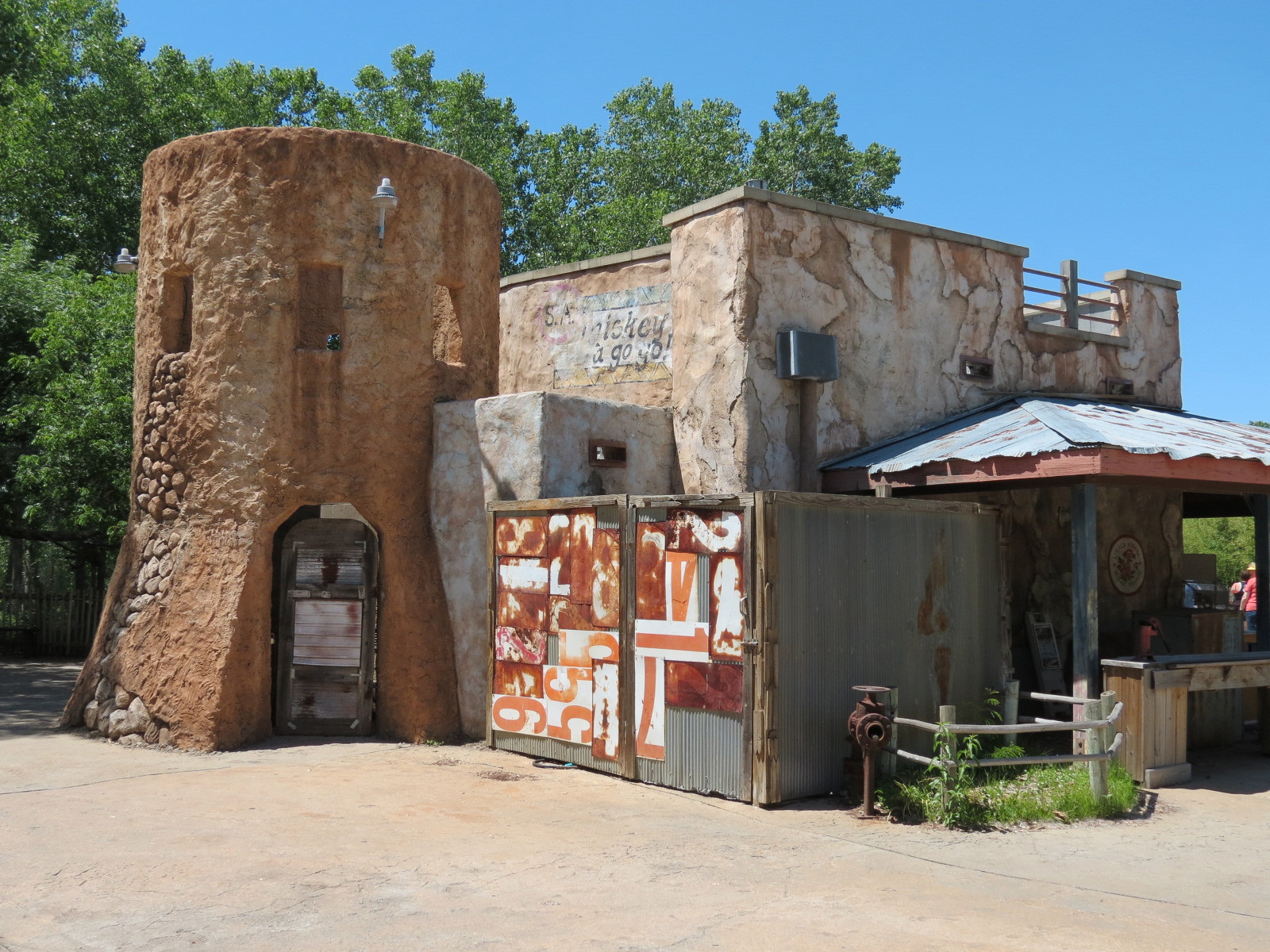Gorilla Forest - Nganda Village