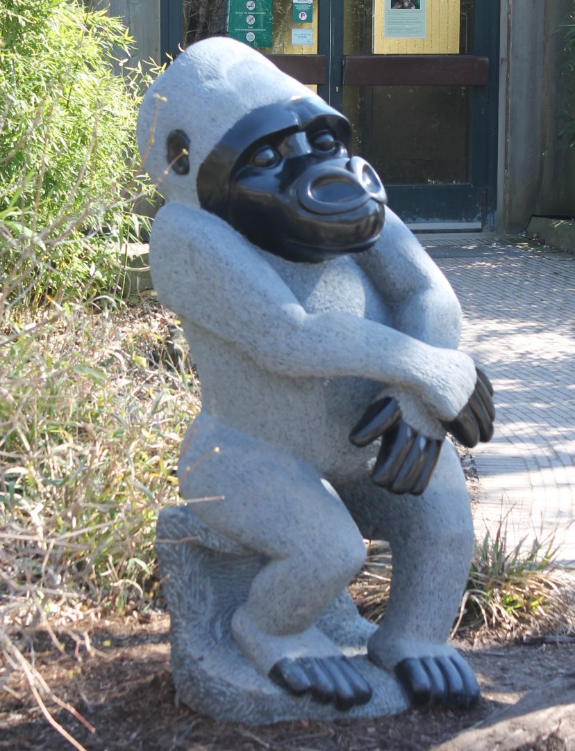 Gorilla-statue