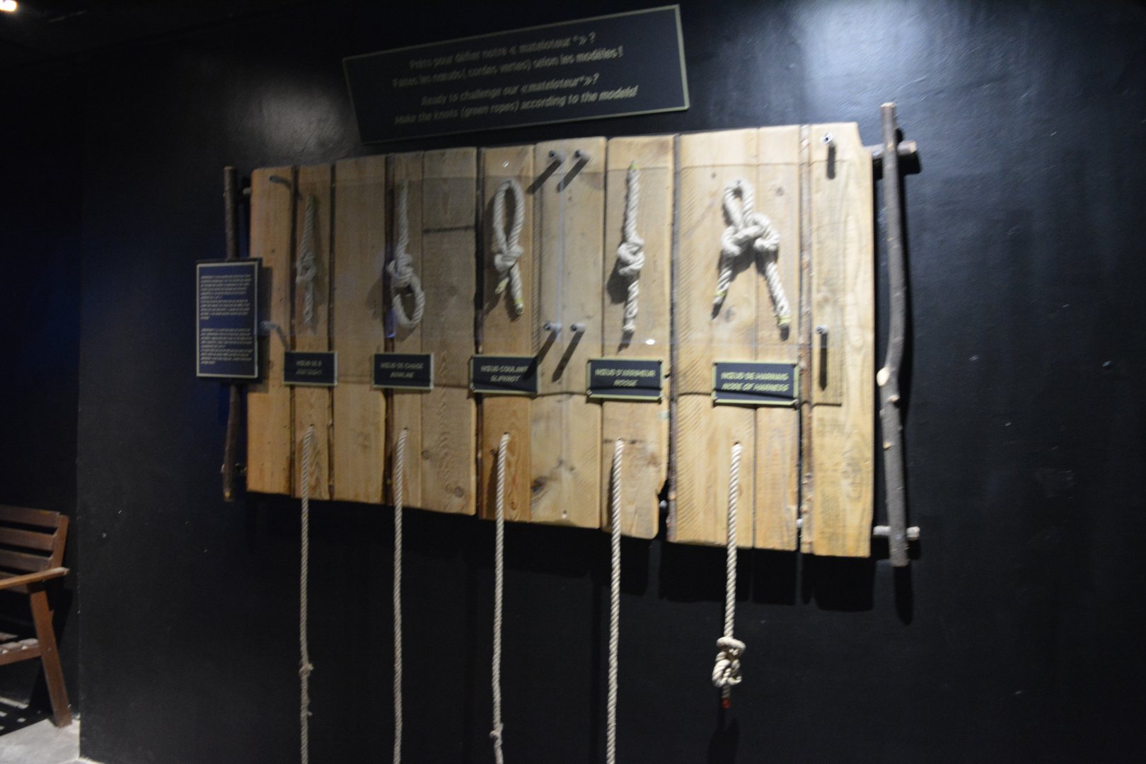 Grand Aquarium de Tourainne - Fishery interpretation