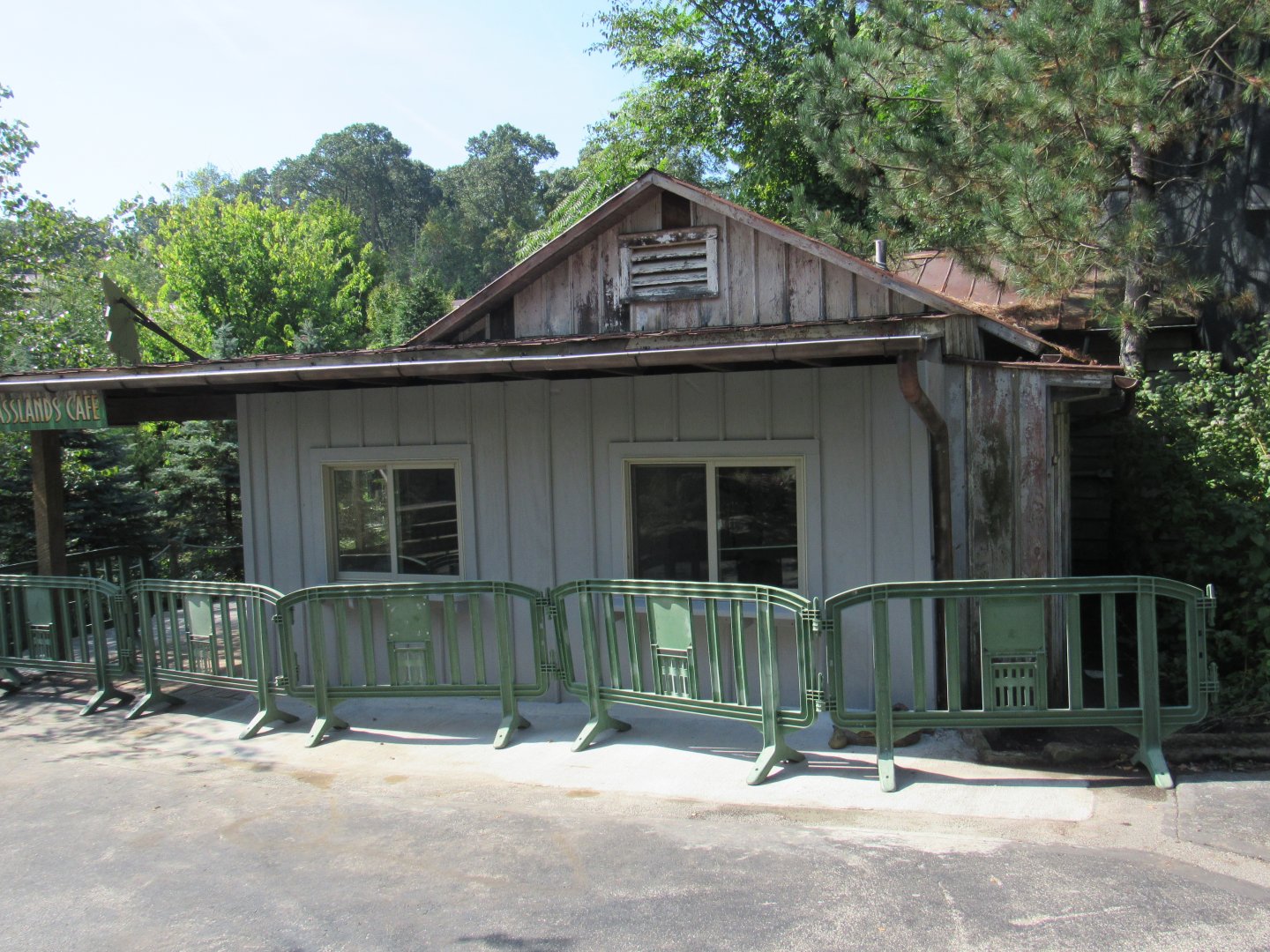 Grassland Café Renovation/Addition in Former Burrowing Owl Exhibit Area