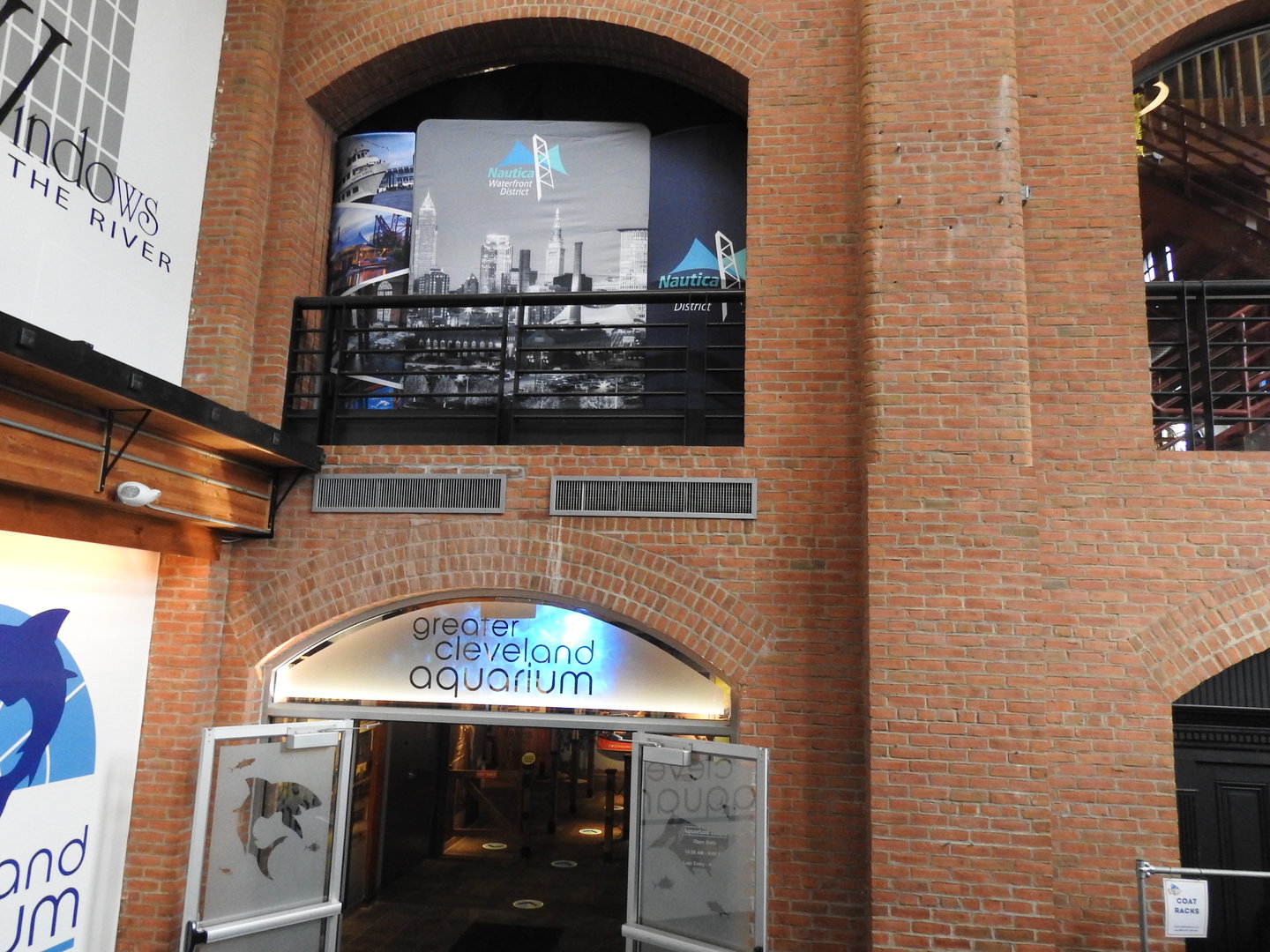 Greater Cleveland Aquarium front entrace