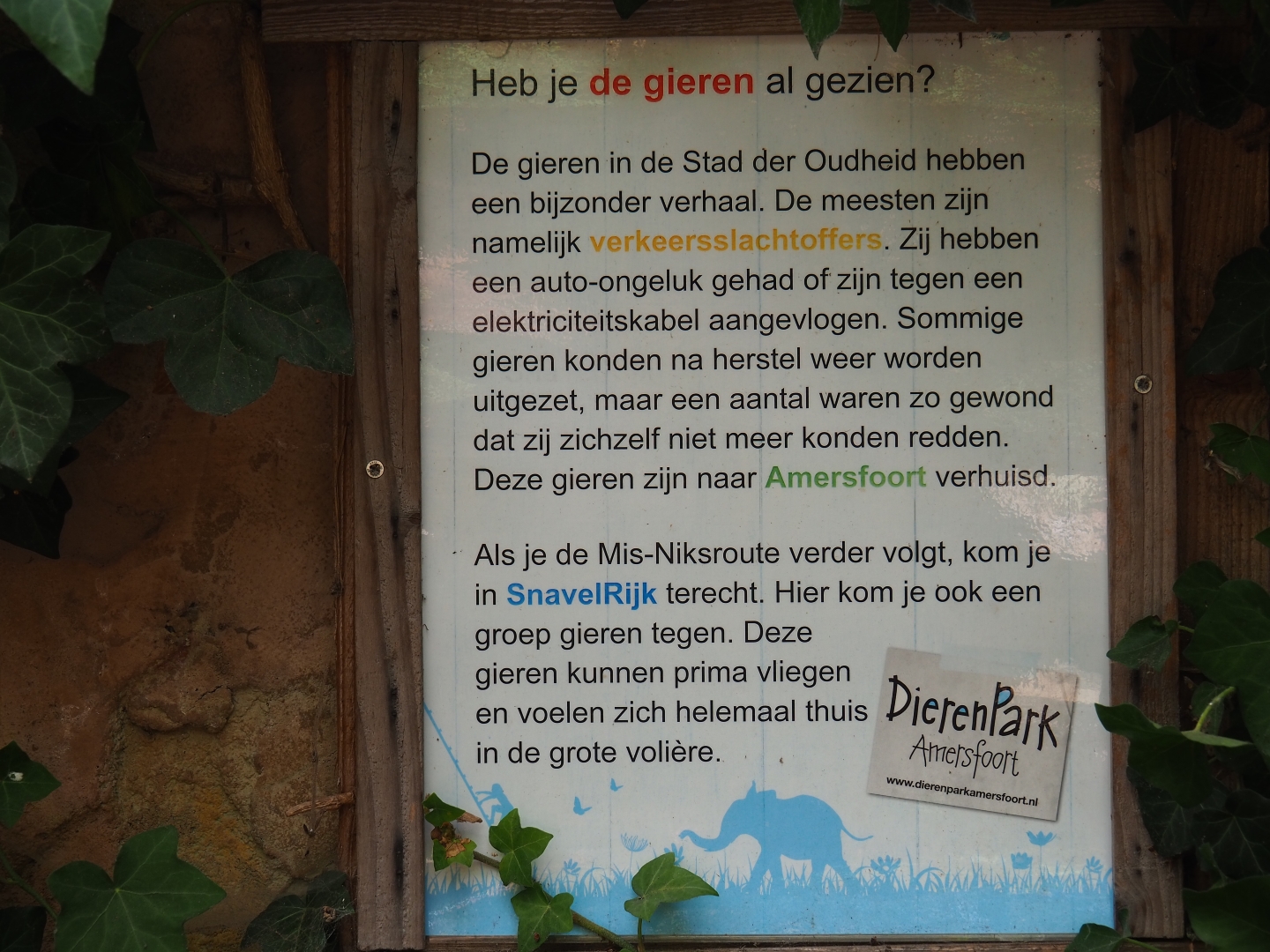 Griffon vulture information sign