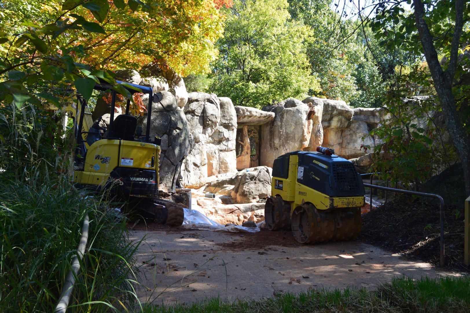 Grizzly Bear Exhibit Construction