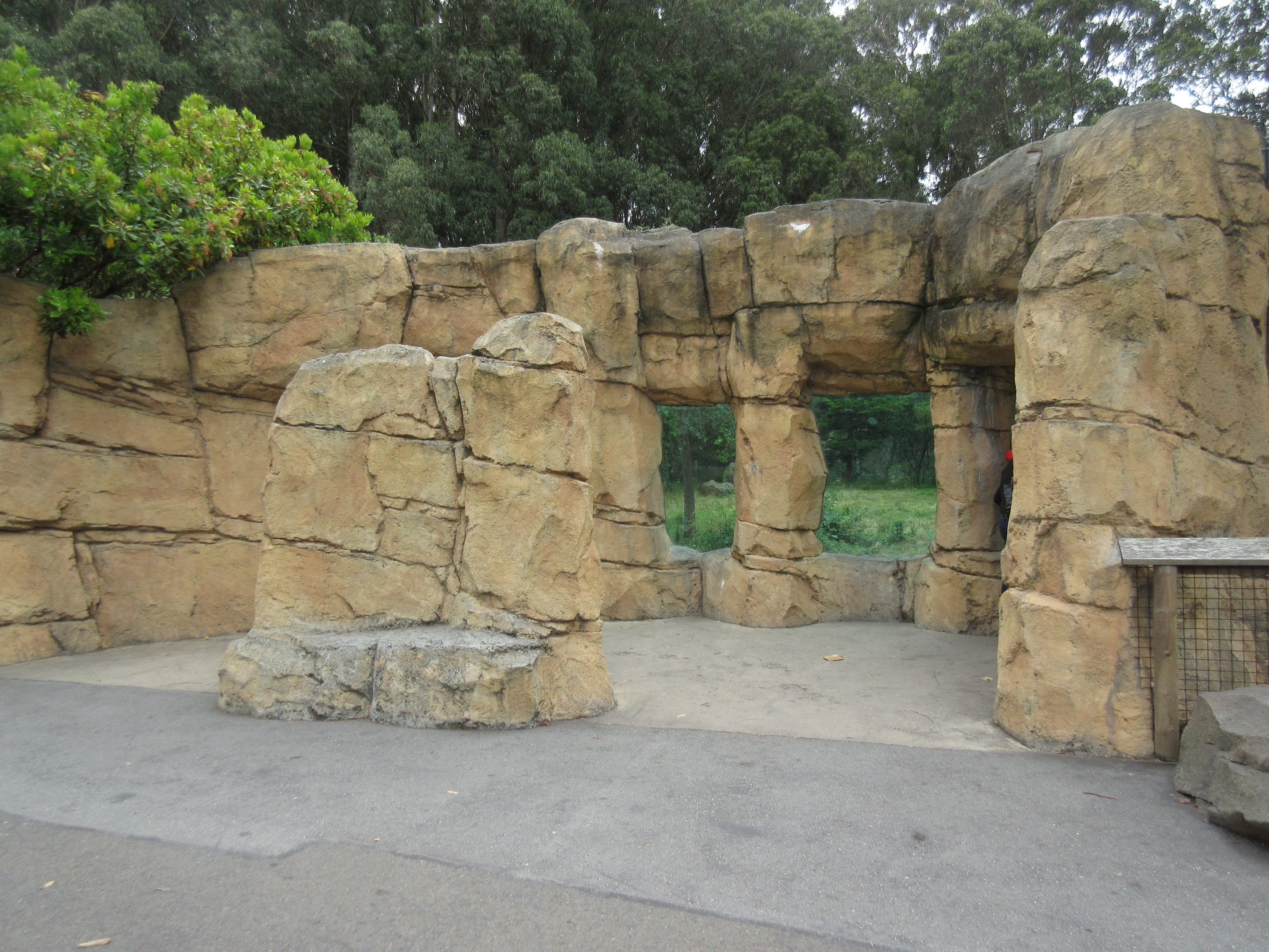 Grizzly Gulch (viewing windows)