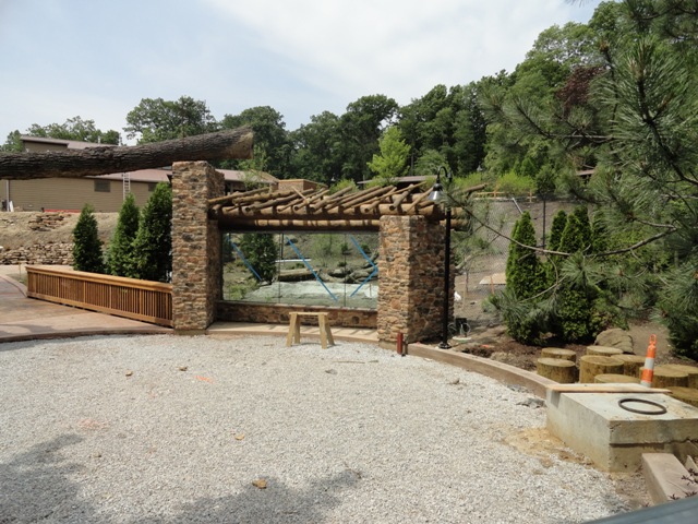 Grizzly Ridge Construction  2013.06.09 (Entrance Plaza)