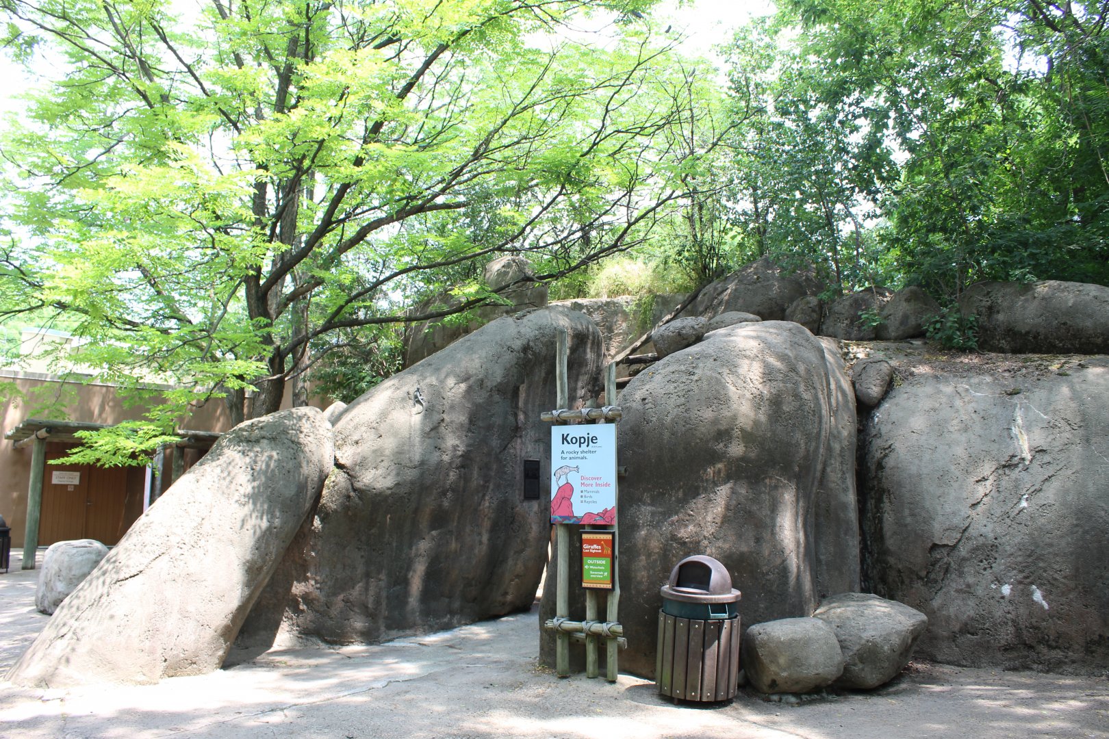 Habitat Africa: The Savannah - Kopje House