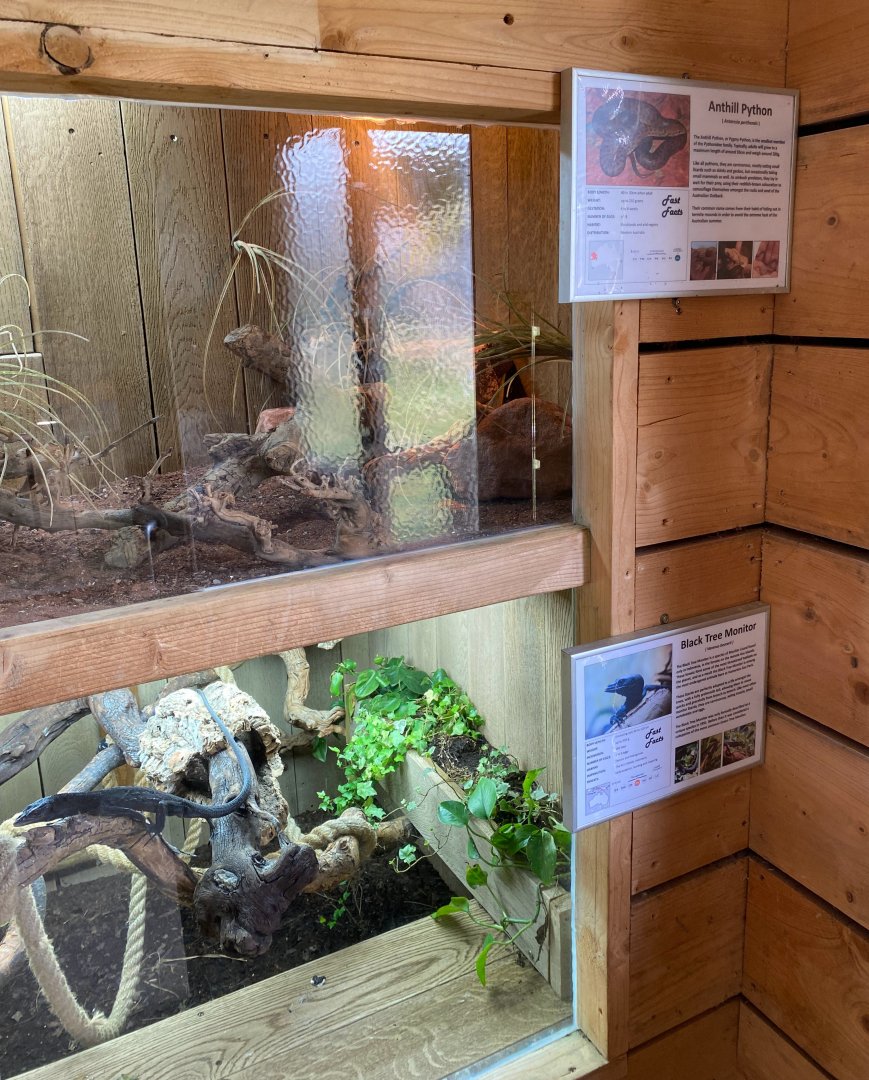 Hamerton reptile house signage, August 2024