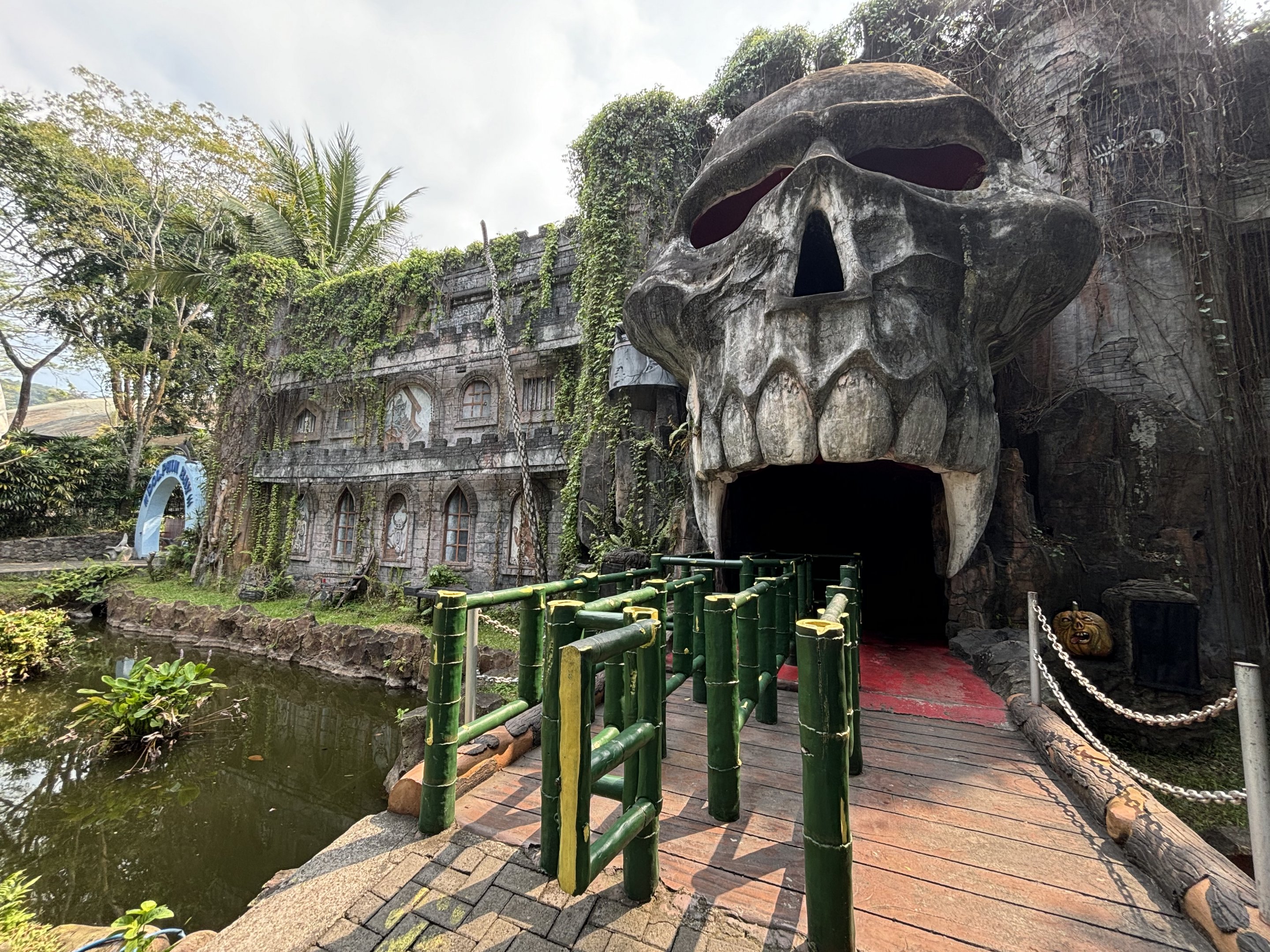 Haunted House Ride - enjoyable!