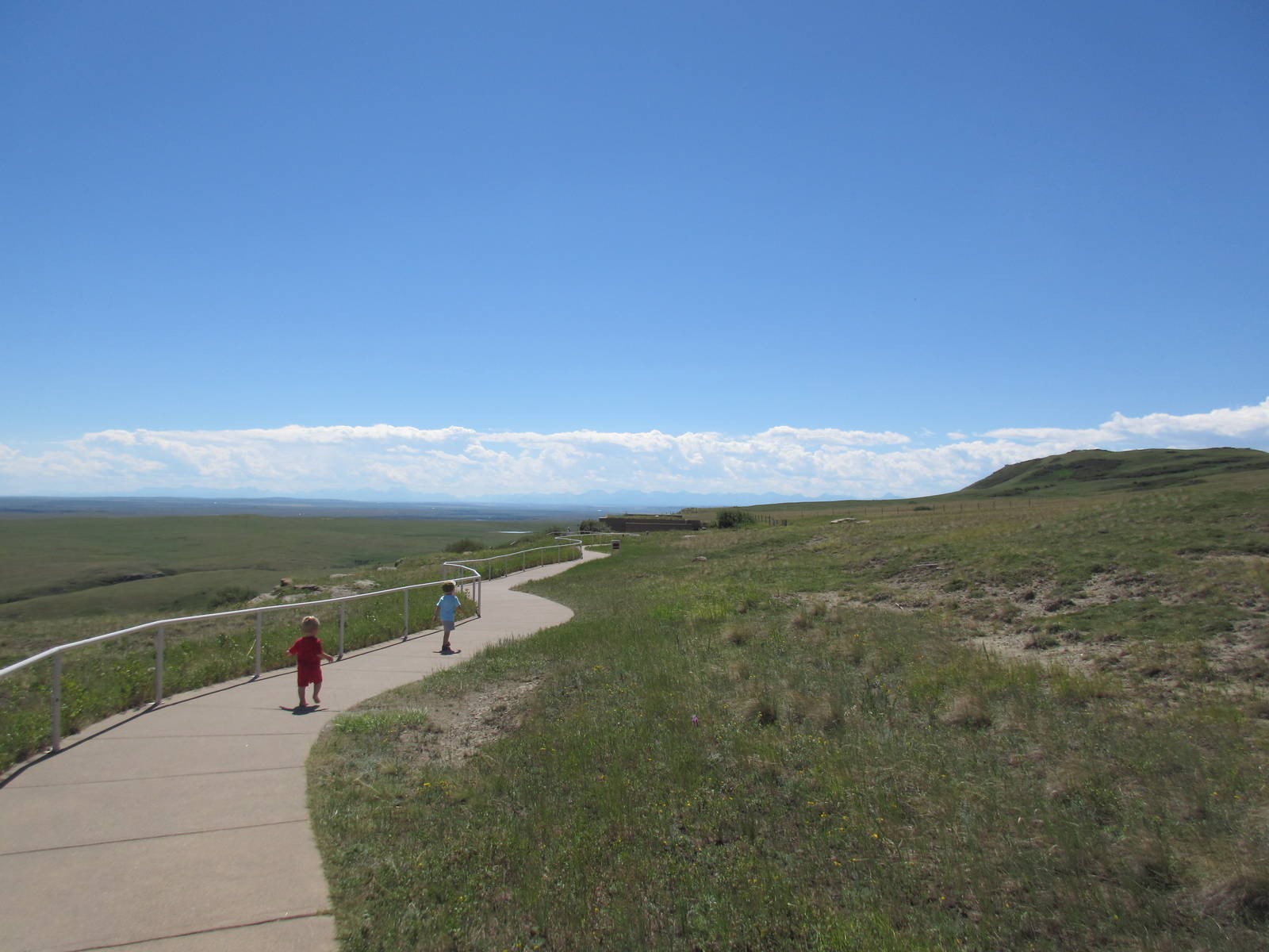 Head-Smashed-In Buffalo Jump - Cliff Top Trail View