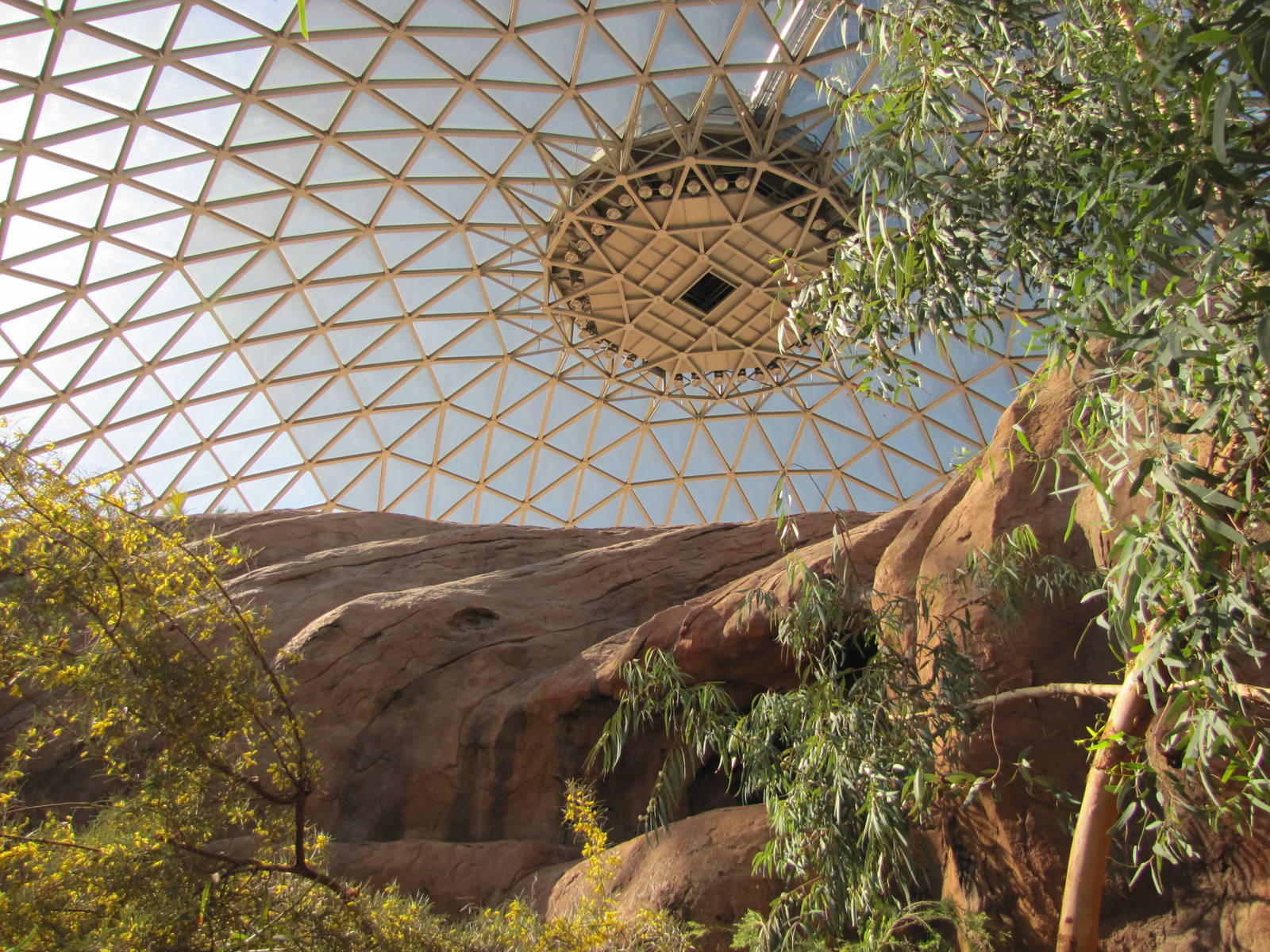 Henry Doorly Zoo 2010 - General view in the Red Center section of Desert Do