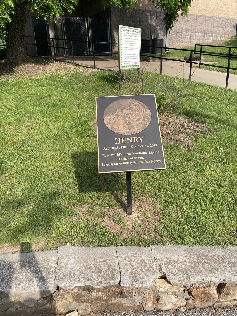 Henry Hippo Memorial Plaque