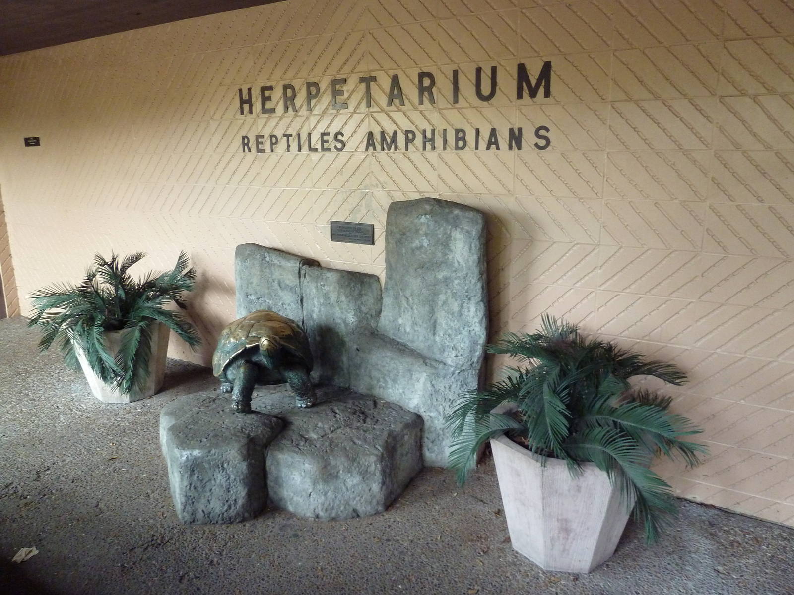 Herpetarium - Exterior