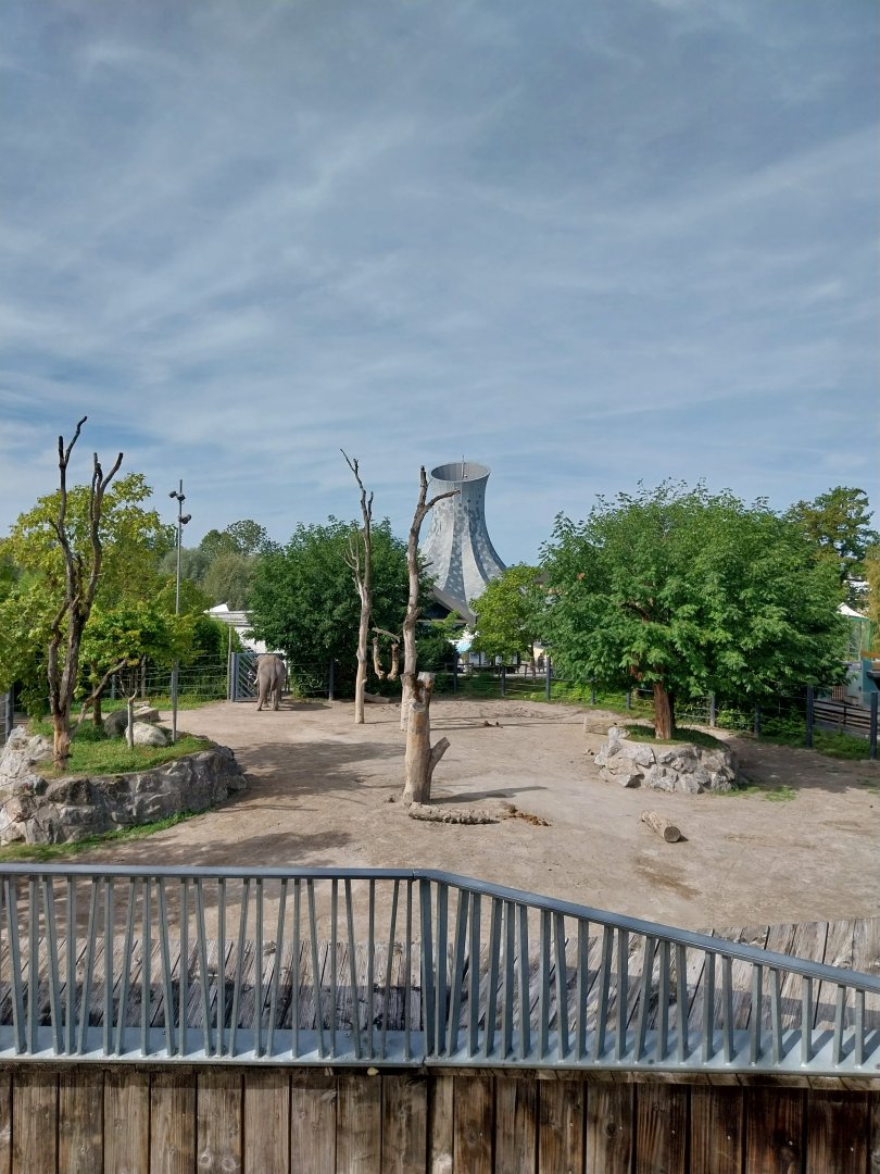 Himmapan - Main enclosure