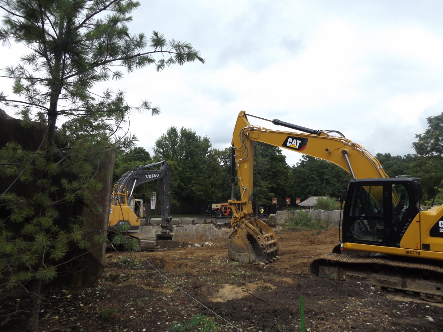 Hippo Haven Construction