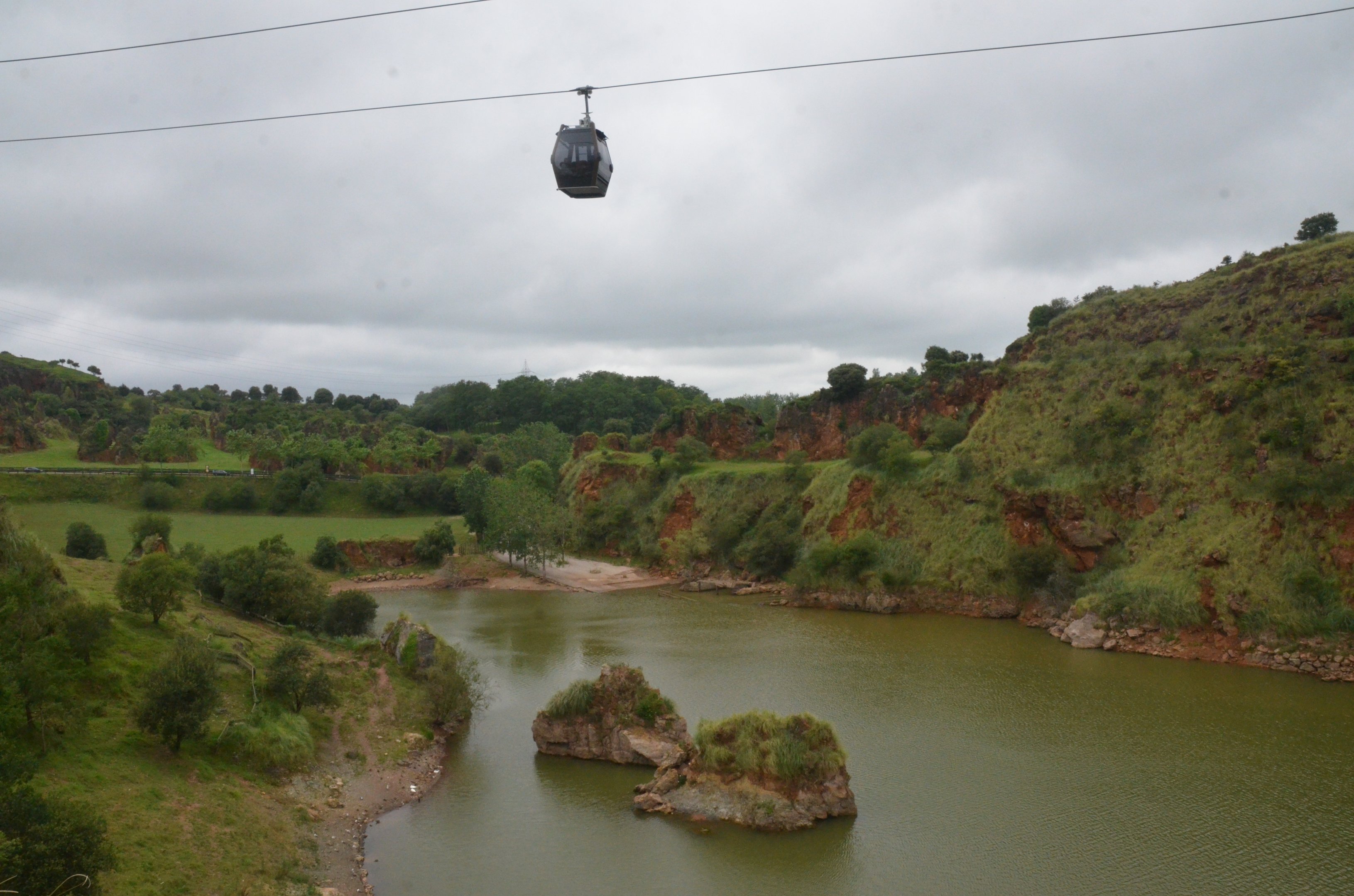 Hippo Lake at Cabarceno, 08/07/17