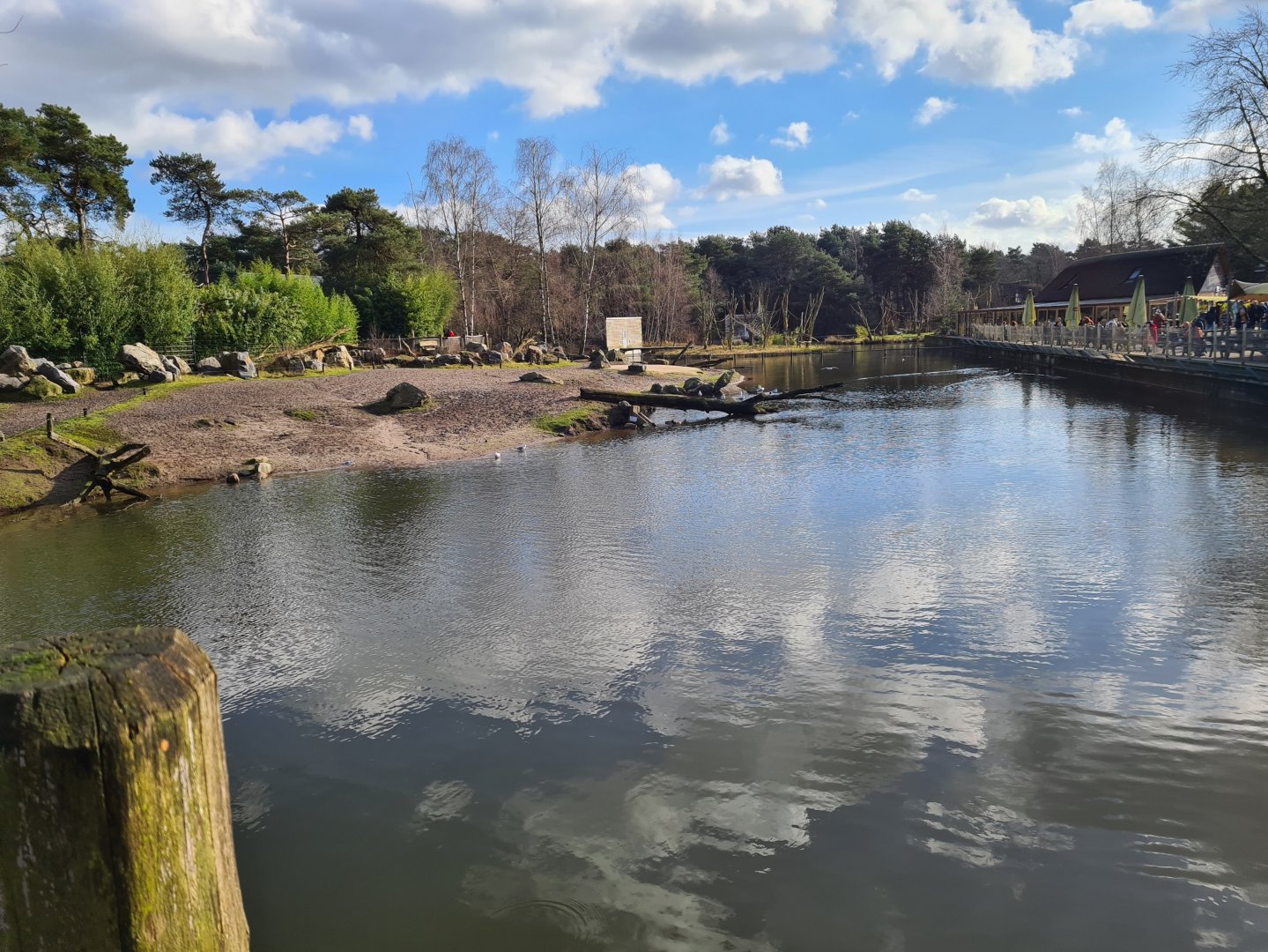 Hippo lake - Side view