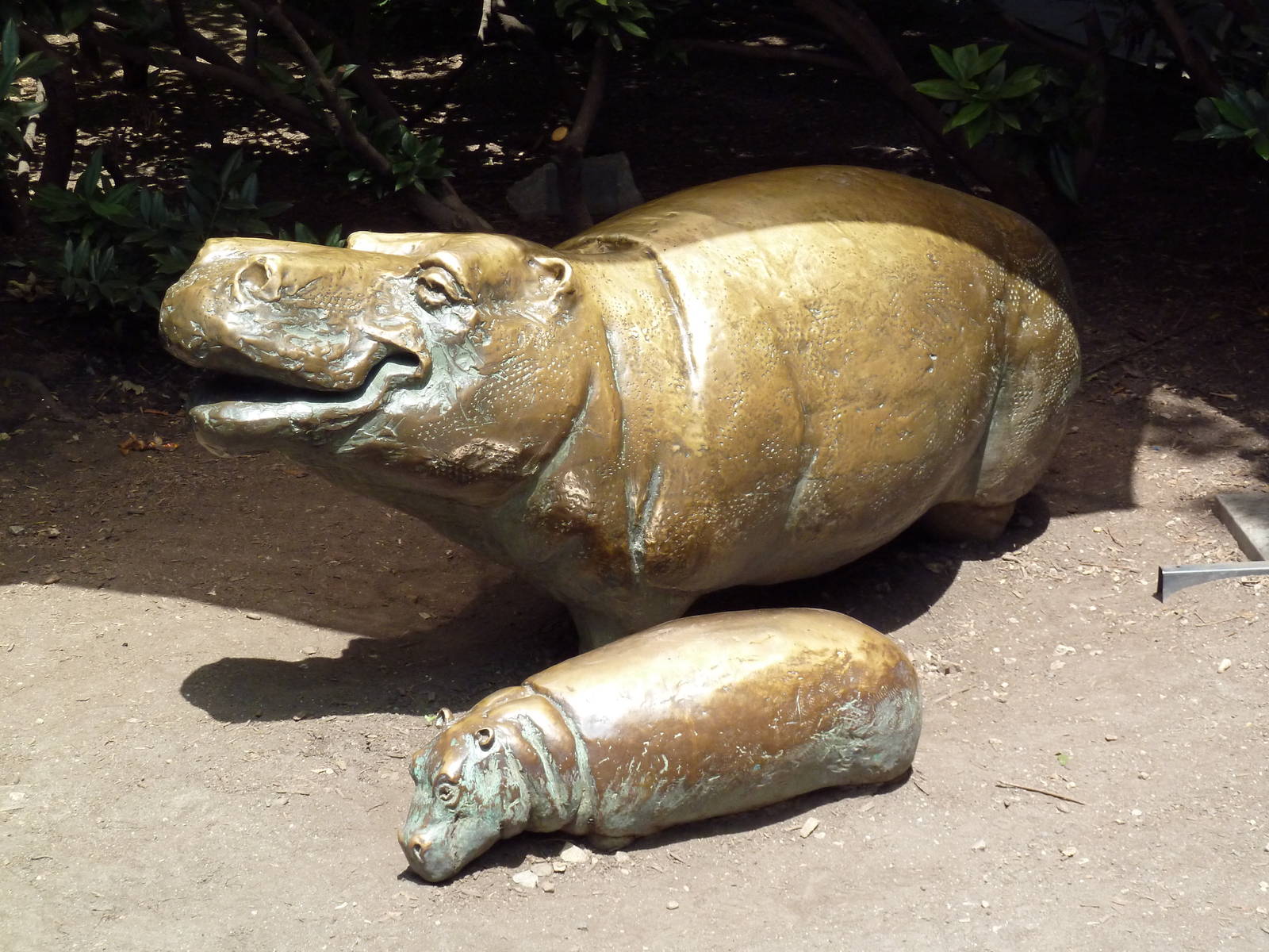 Hippo Statues