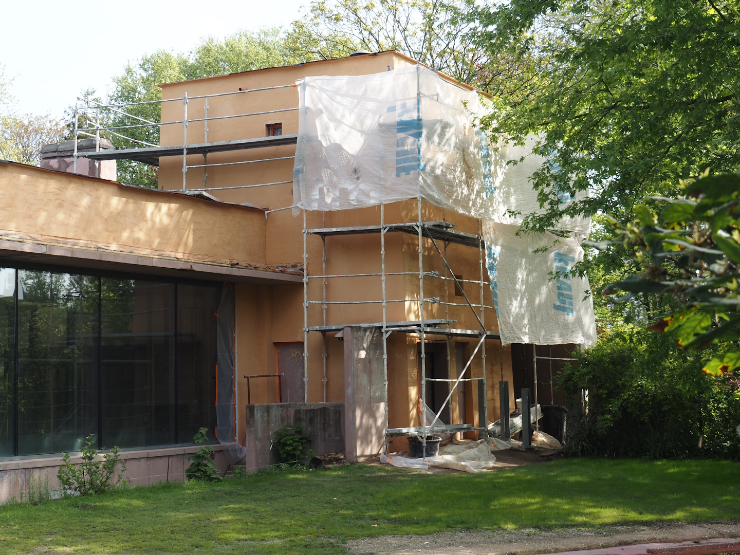 Hippopotamus house renovations, 2024-05-01