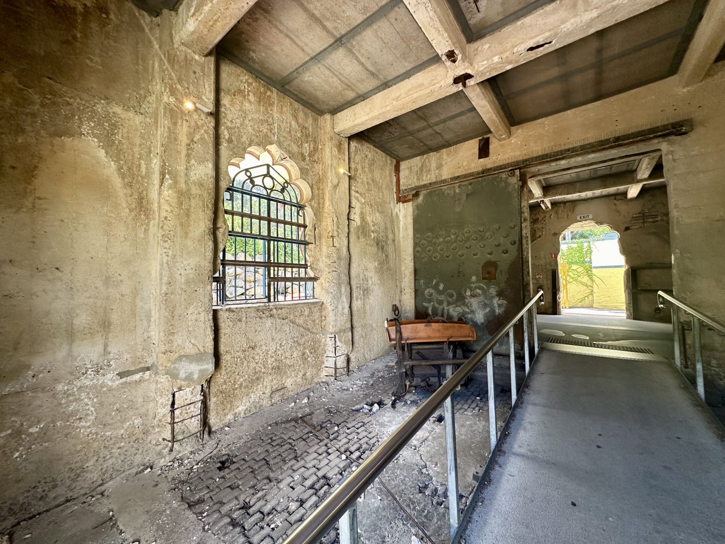 Historic Elephant House (Interior)