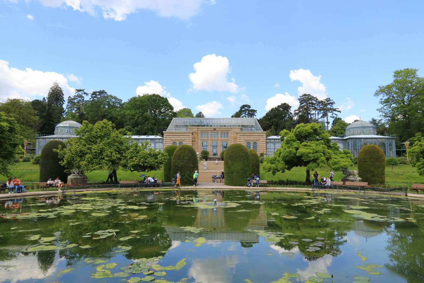 Historic Park with Maurisches Landhaus and sea roses (May 2018)