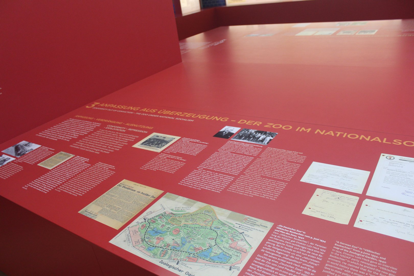 Historical Display, in the Giraffe House, Berlin Zoo, April 2019