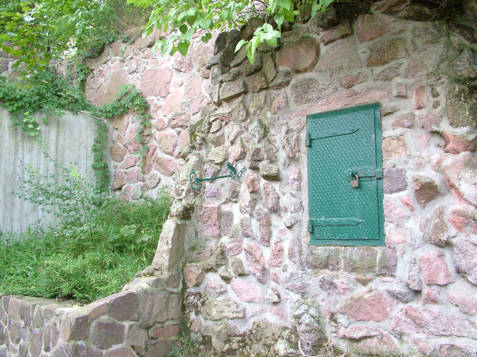 Historical Features at Halle, 04/09/11