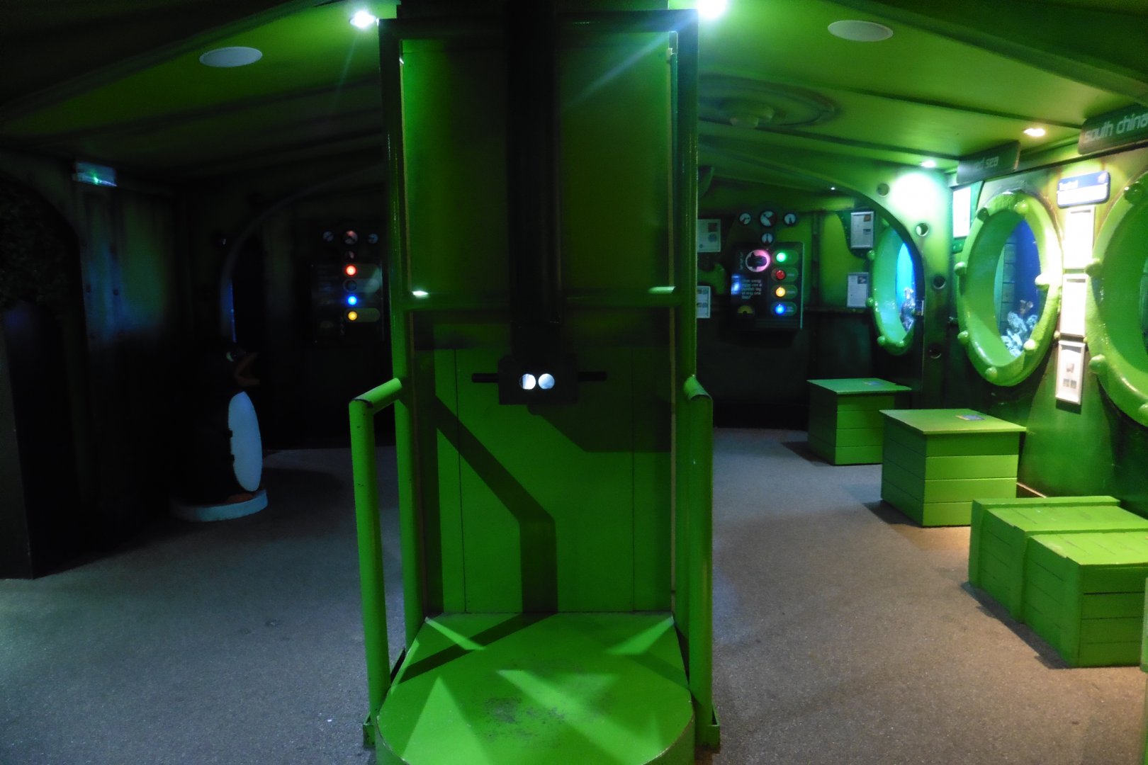 HMS Sub-Tropical tanks