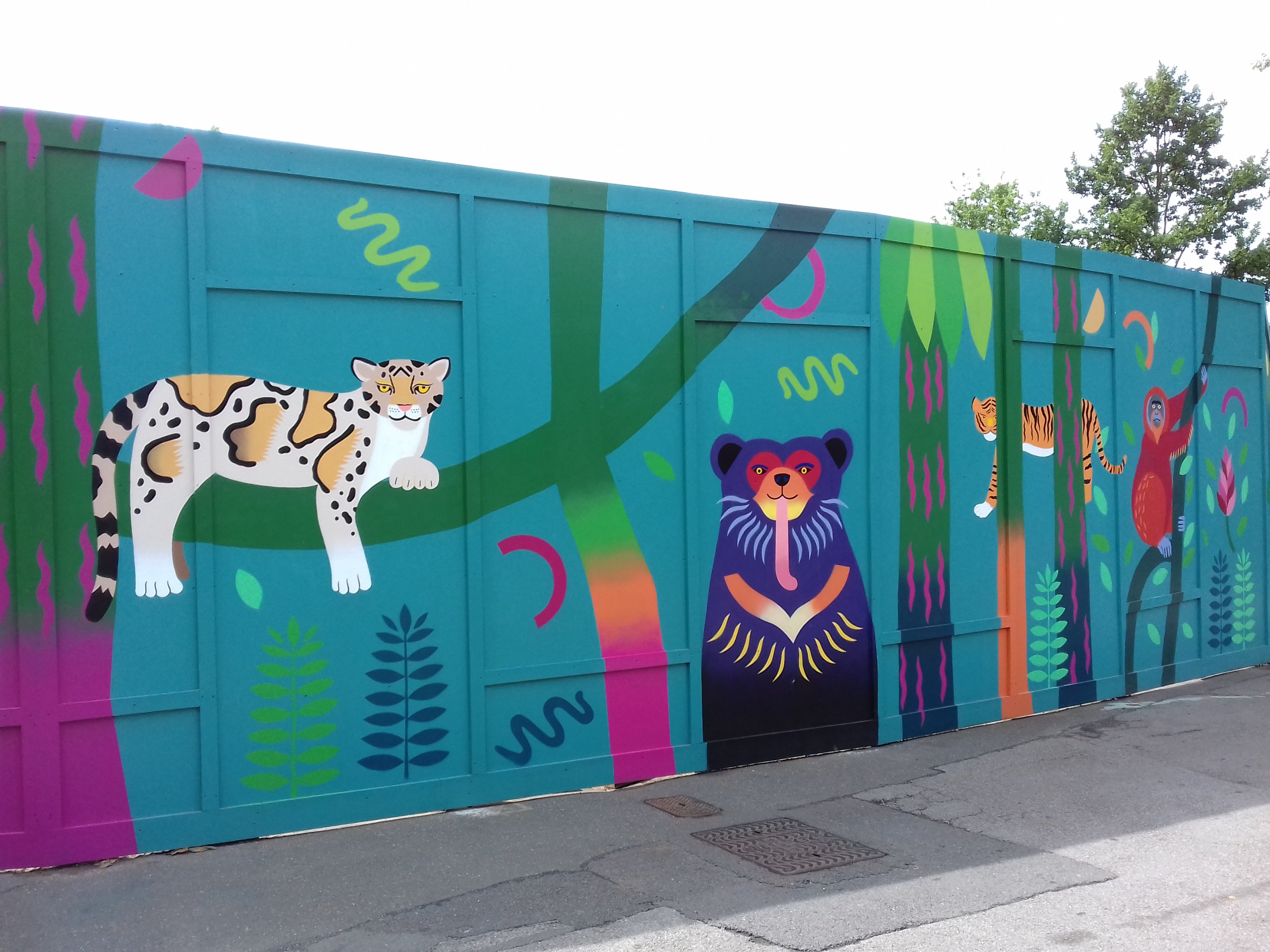 Hoarding around the children's zoo