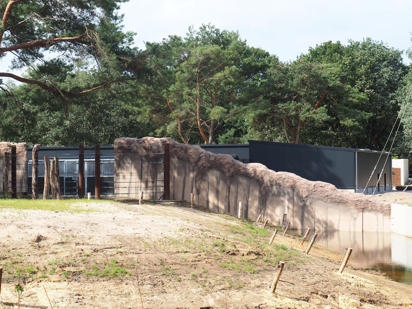Holding area and building for African elephant valley antelopes, 2023-08-15