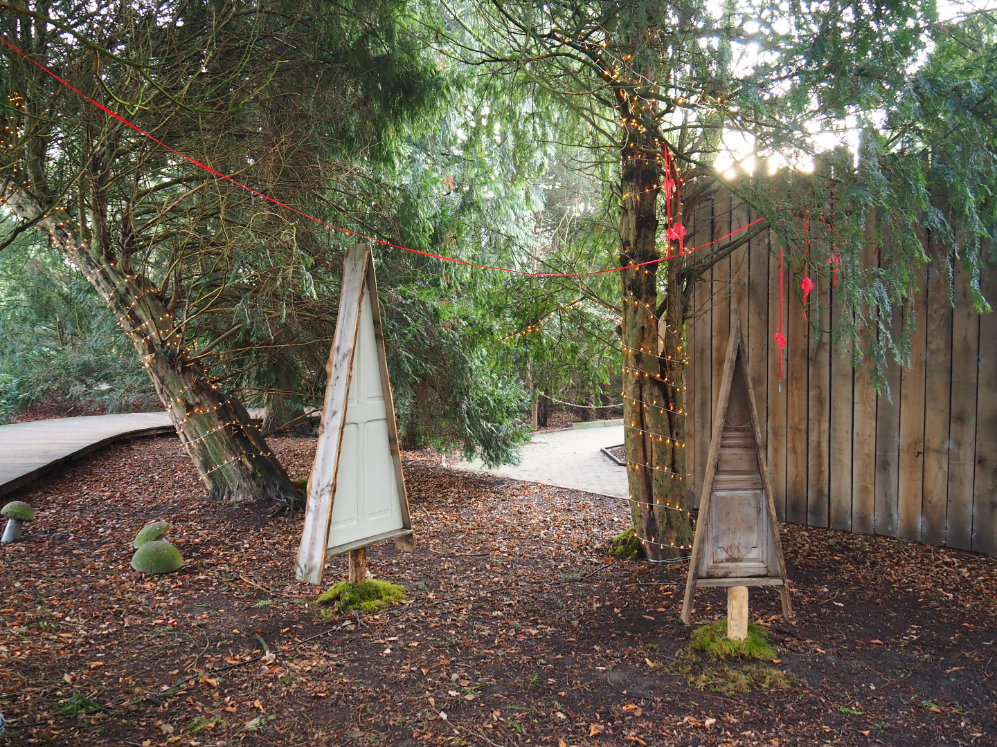 Holiday decorations, 2019-12-28