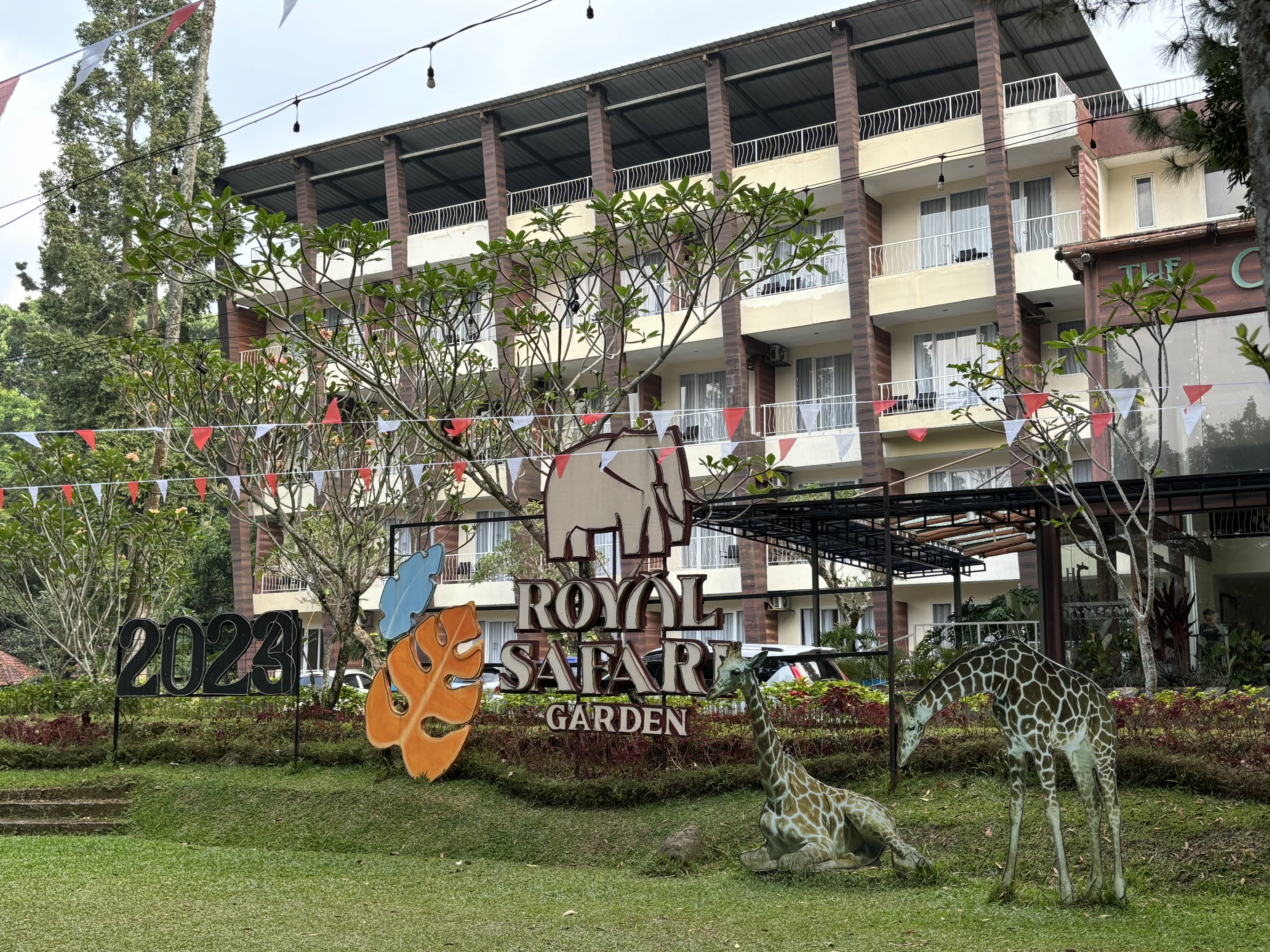 Hotel Sign - Royal Safari Garden Resort
