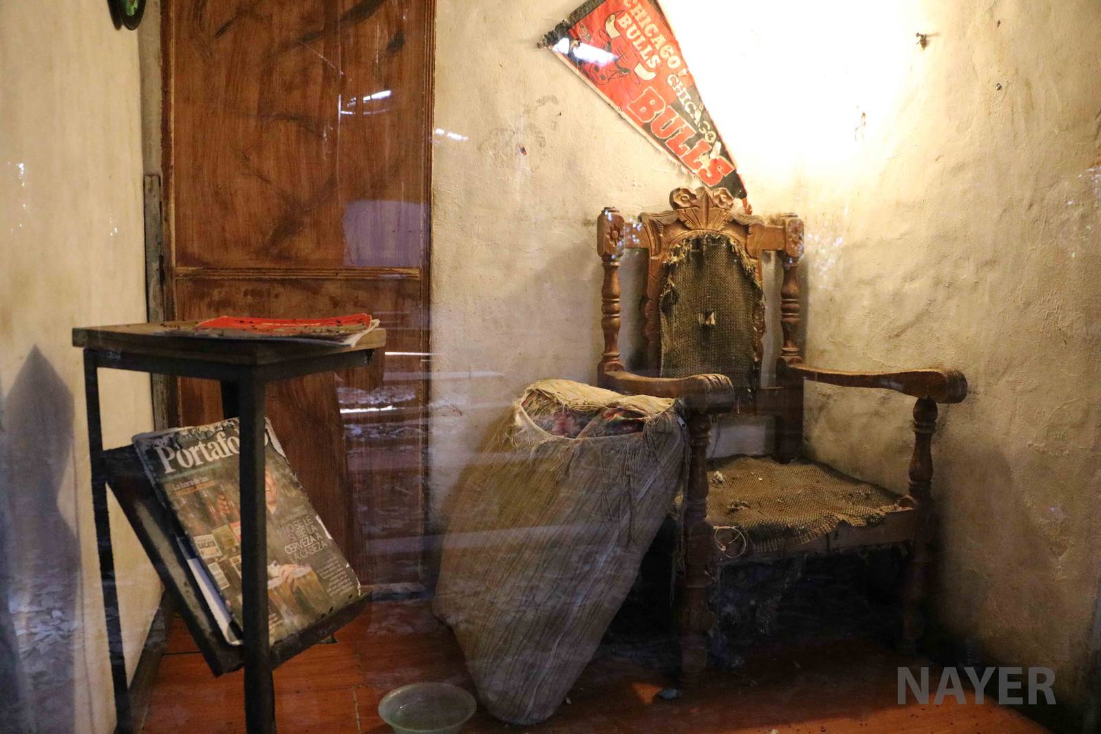 House mouse enclosure - Bioparque la Reserva, March 2016