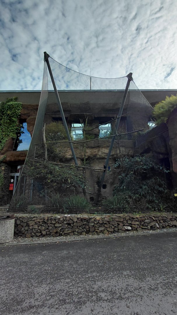 House of Evolution - bird aviary