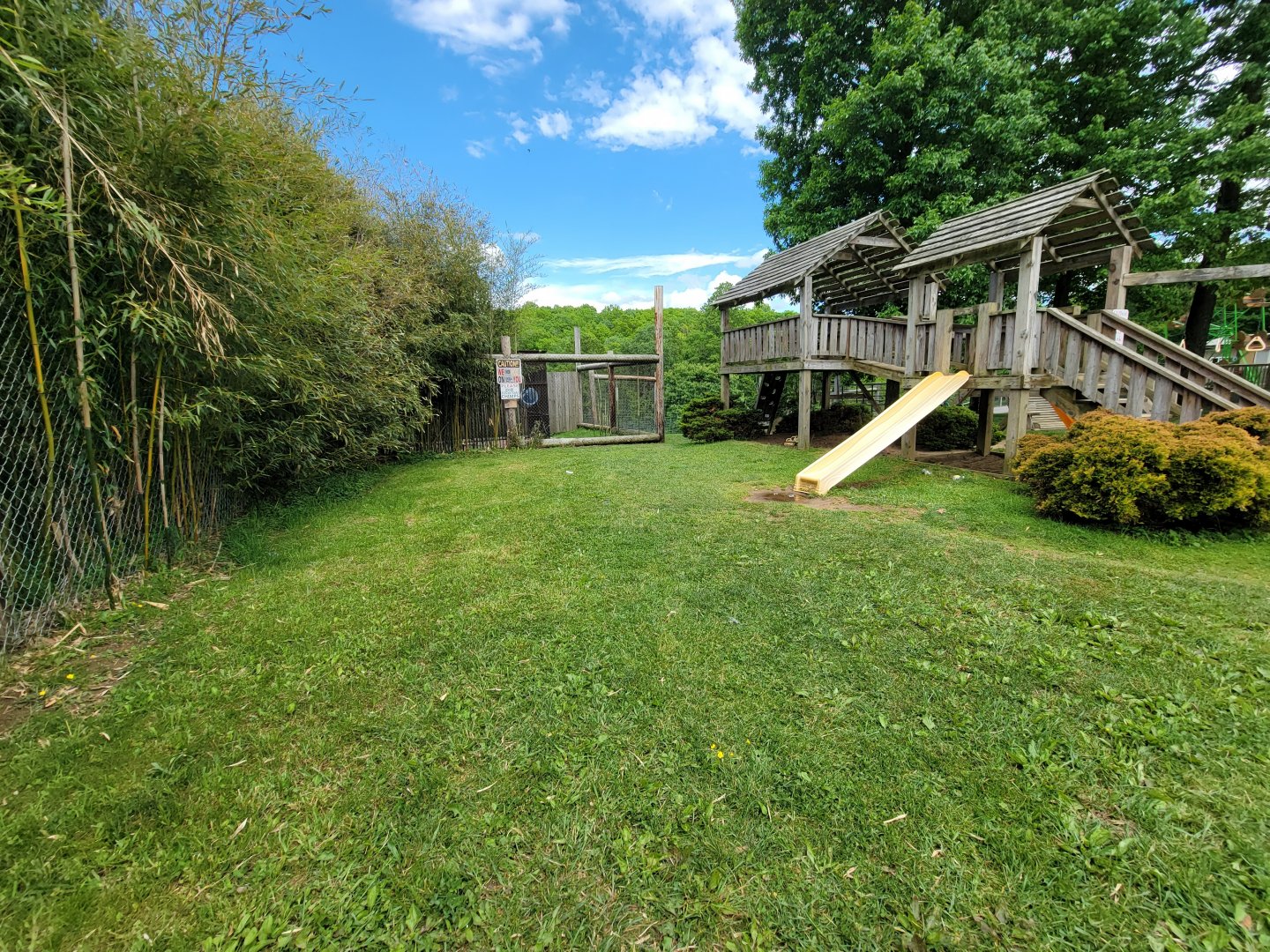 Hovatter's - Playground, Chimpanzee #2