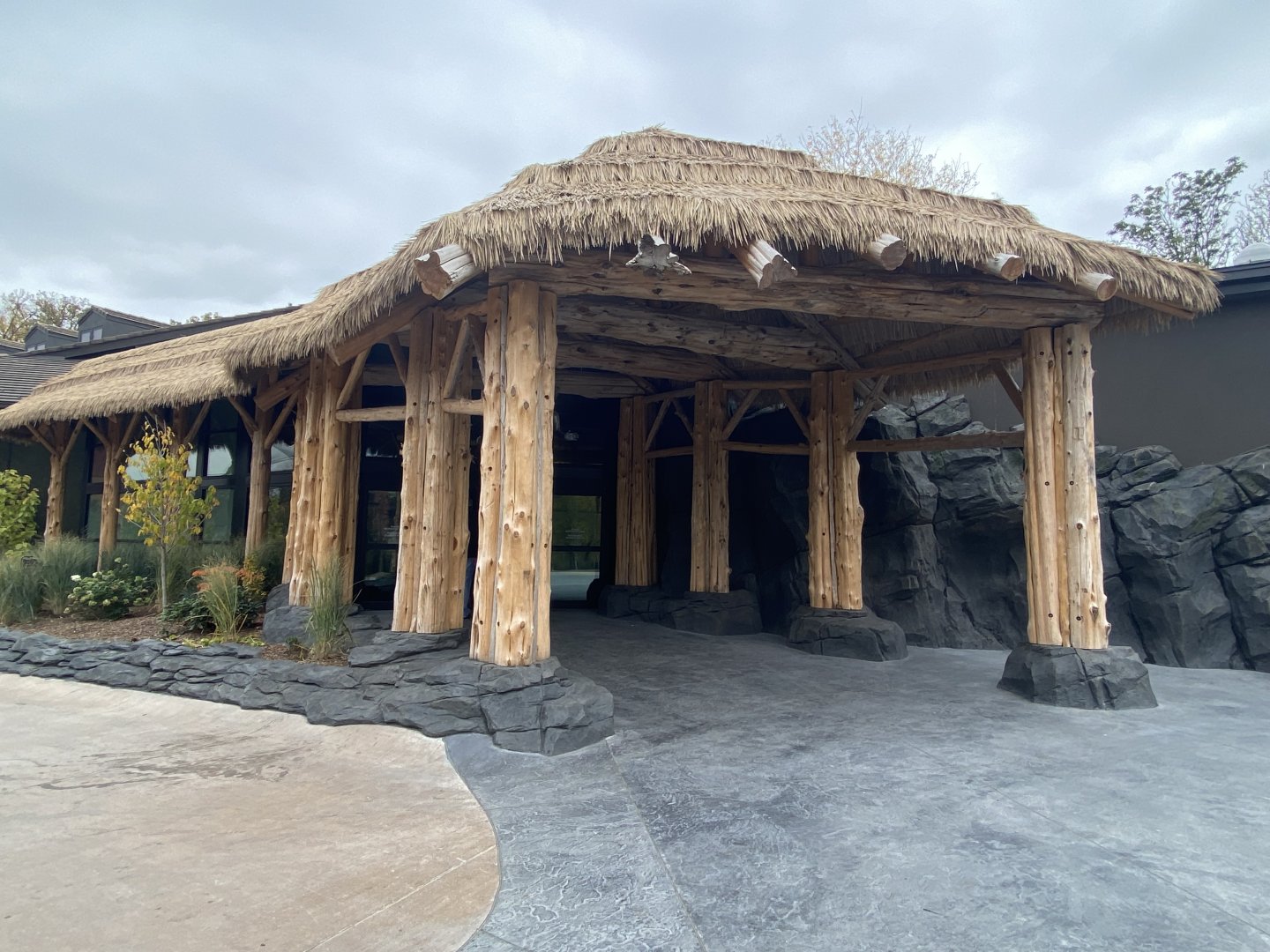 Hubbard Gorilla Valley - Entrance