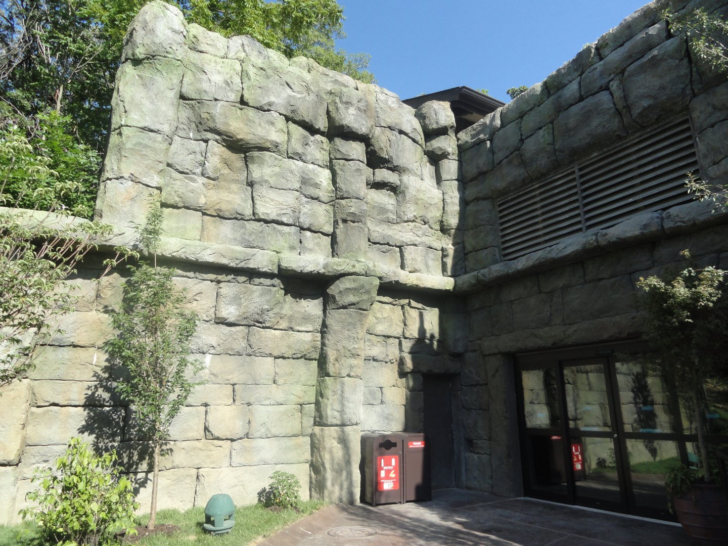 Hubbard Orangutan Forest Building Exit