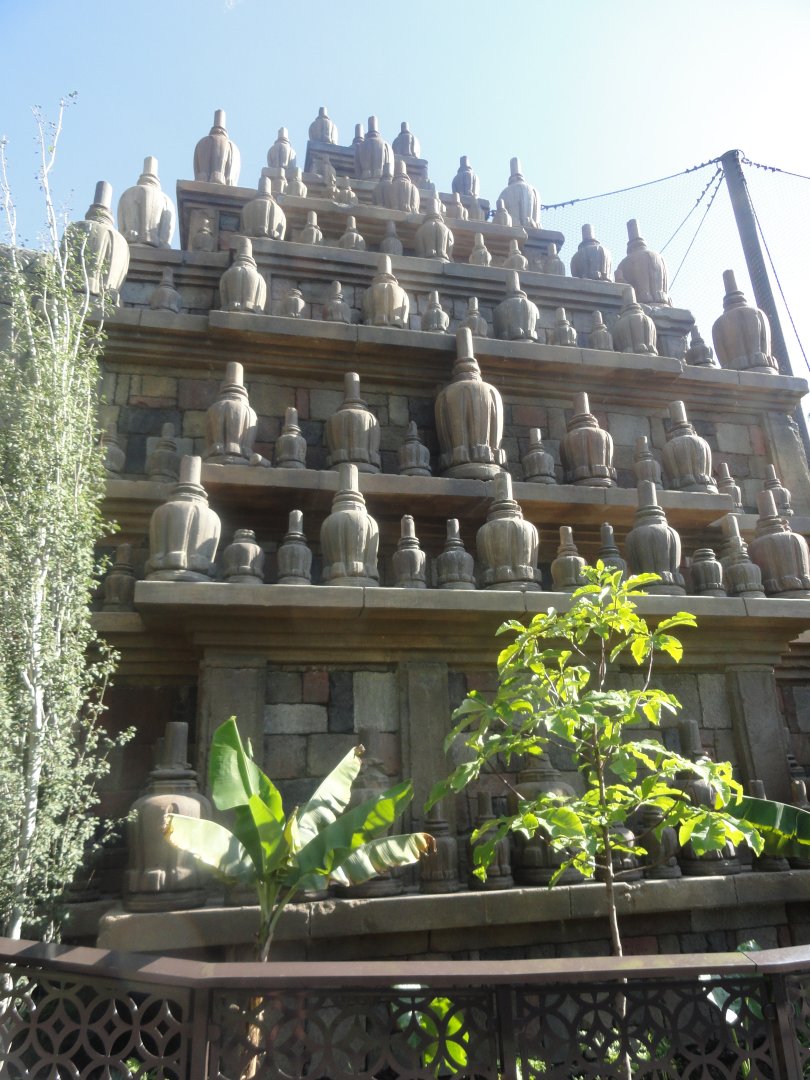 Hubbard Orangutan Forest Temple - Siamang Holding