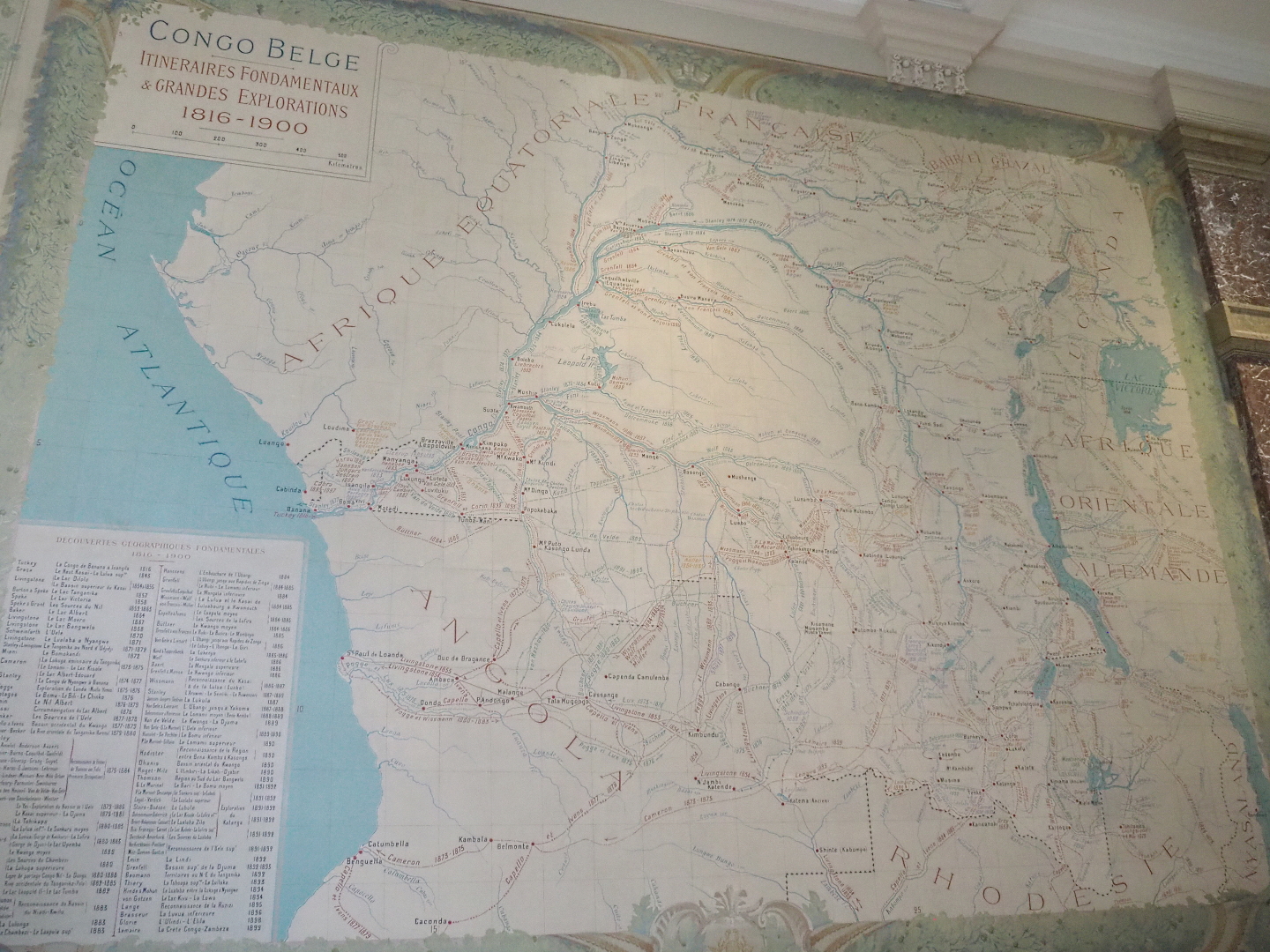 Huge map of Belgian Congo painted on museum wall, 2021-10-20