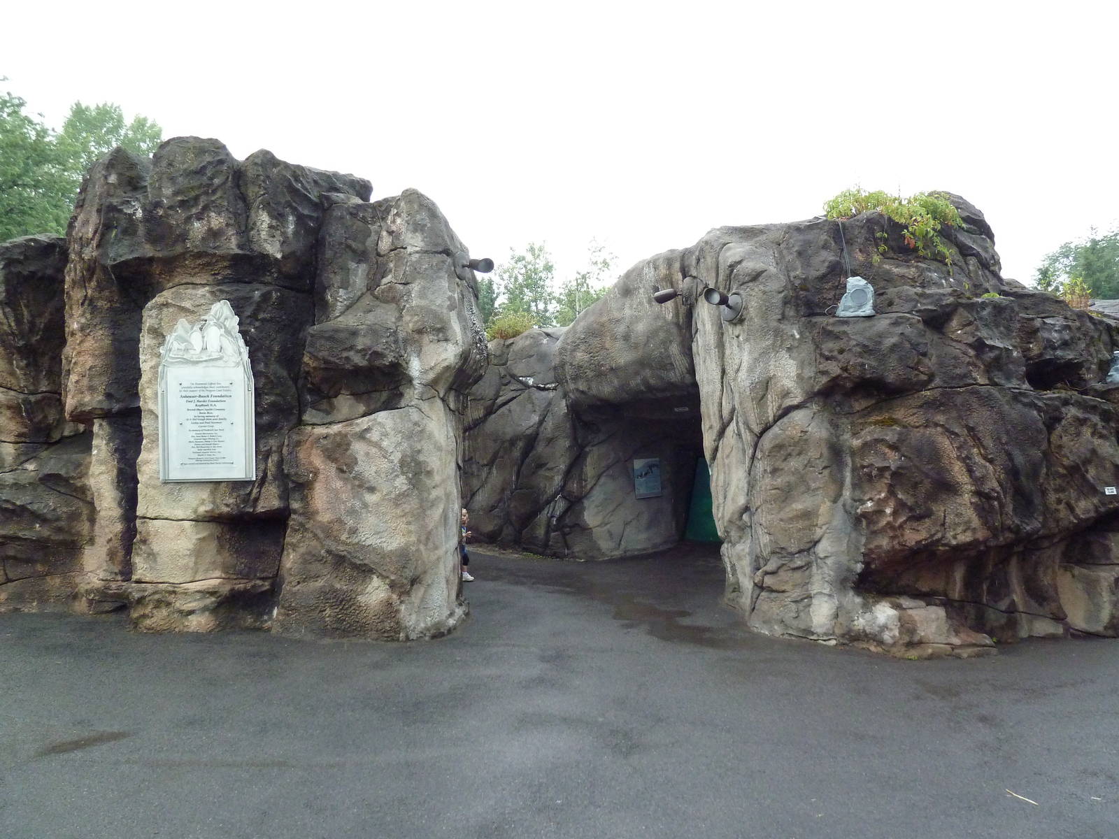 Humboldt Penguin Exhibit - Entrance