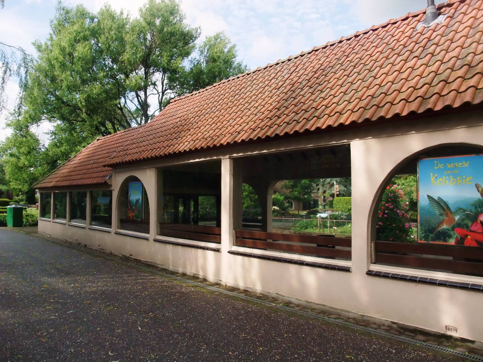 Hummingbird/Tanager House at Avifauna, 04/06/12