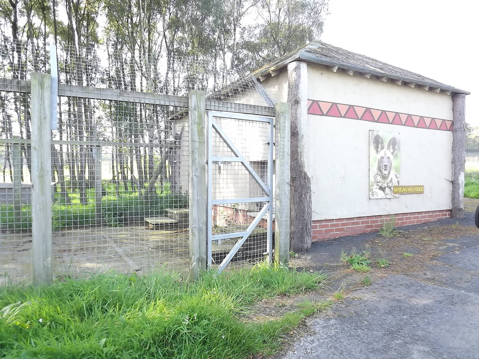 Hunting Dog house at Knowsley Safari Park 08/09/12