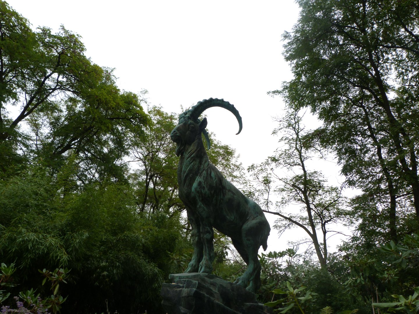 Ibex statue -Tierpark Berlin (2024)