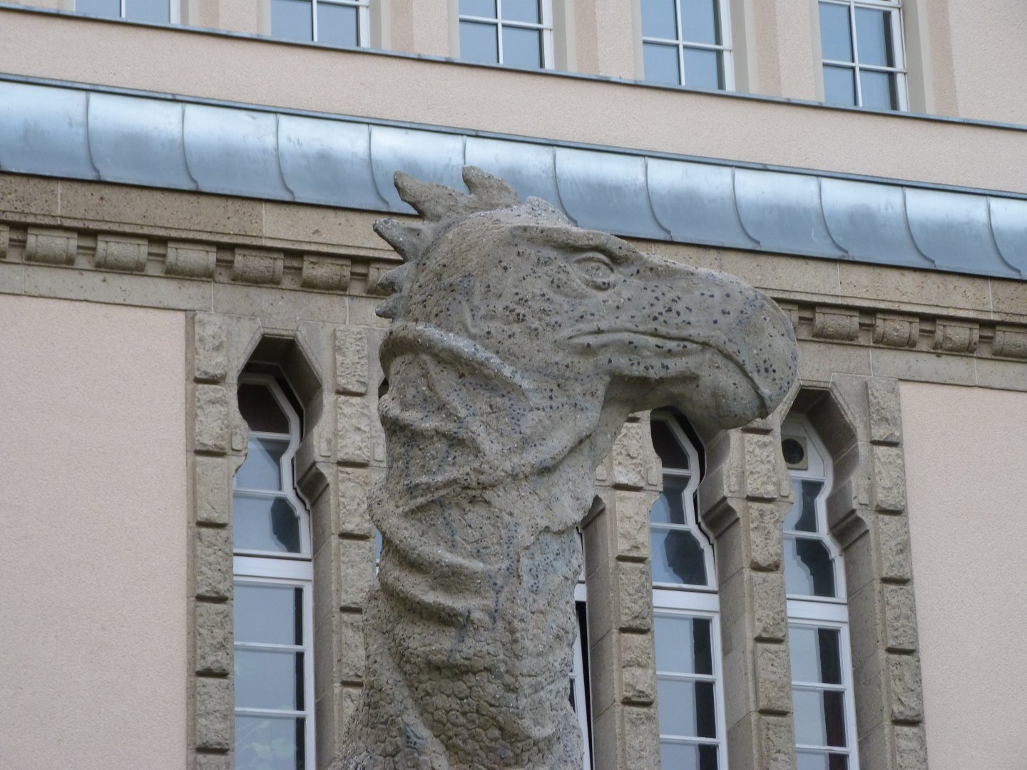 Iguanodon statue -Aquarium Berlin (2024)