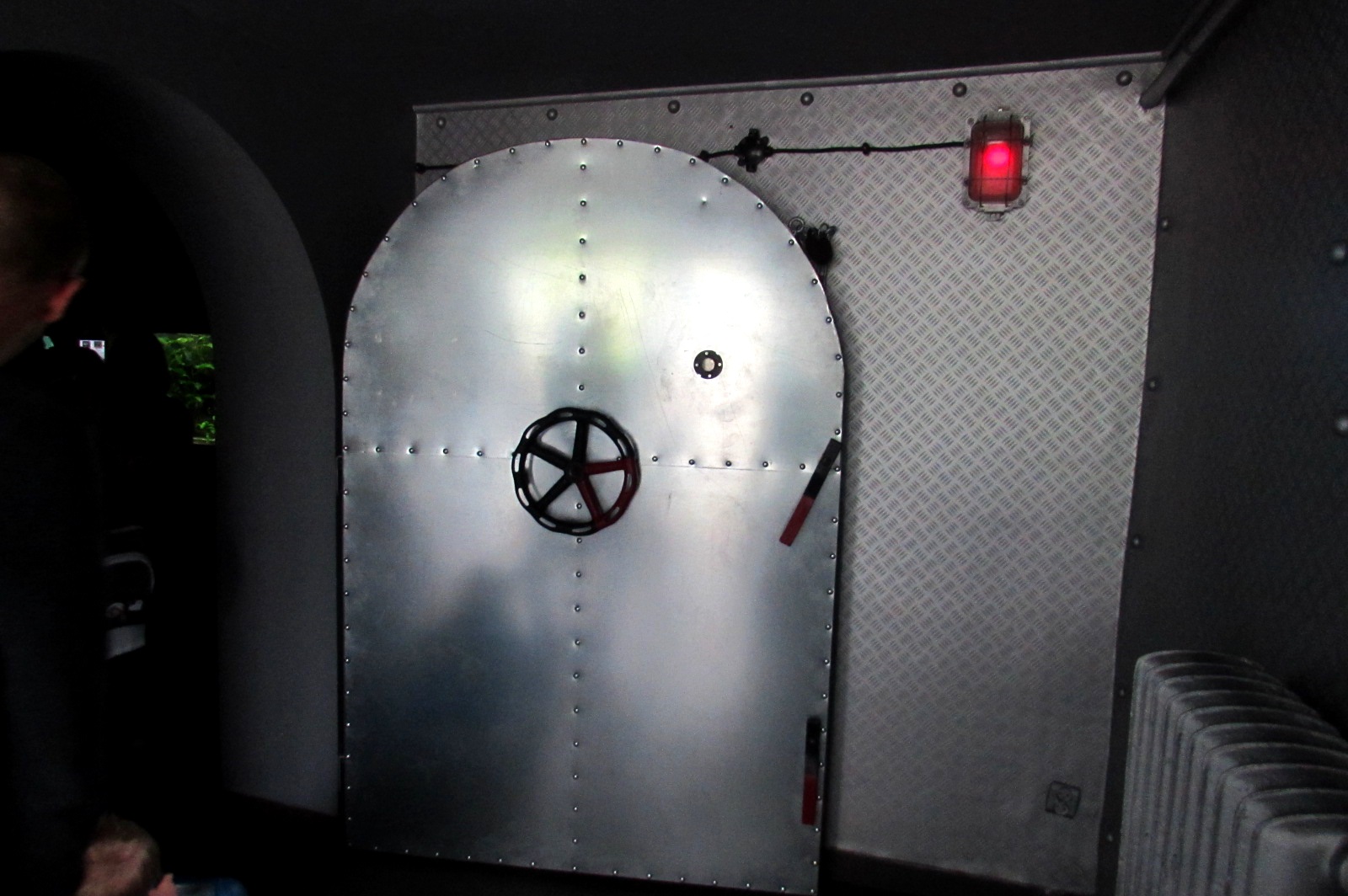 In the Submarine (Aquarium indoor gate) - 05/2015