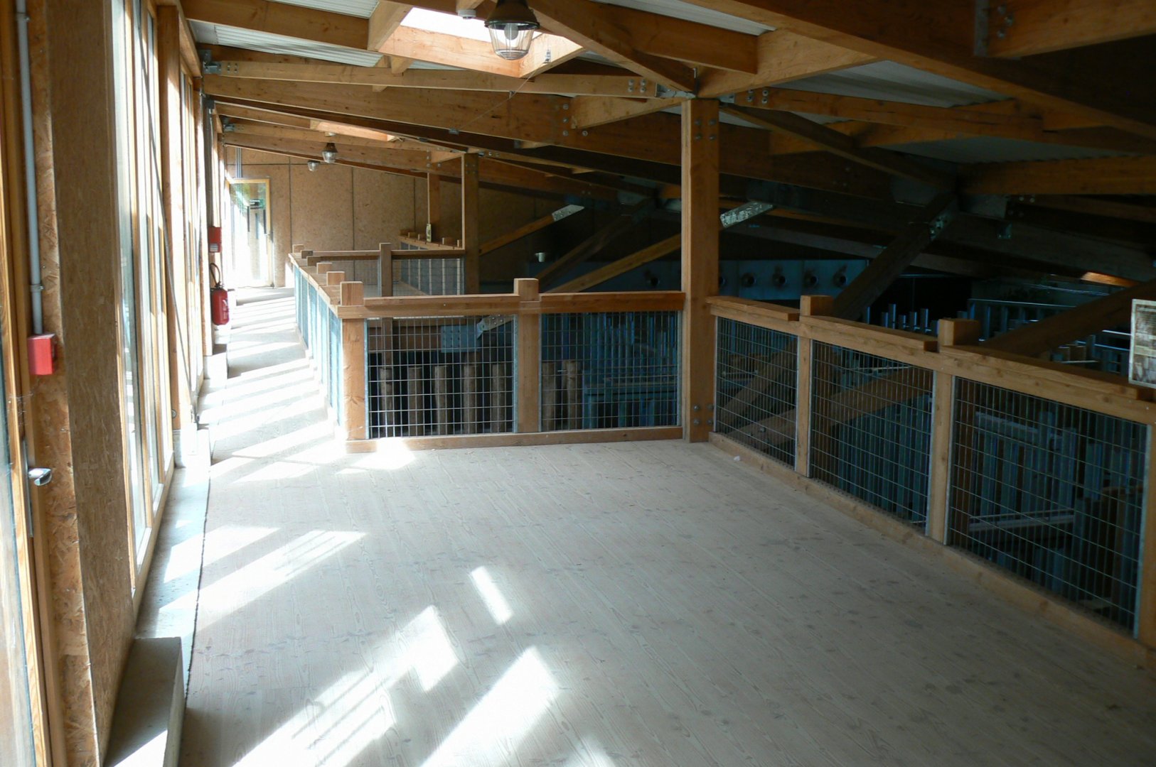 Indian plain - Indian rhinos house - visiting corridor