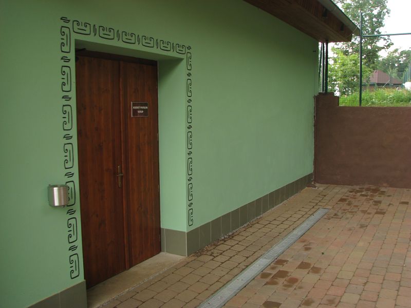 Indian rhino house entrance