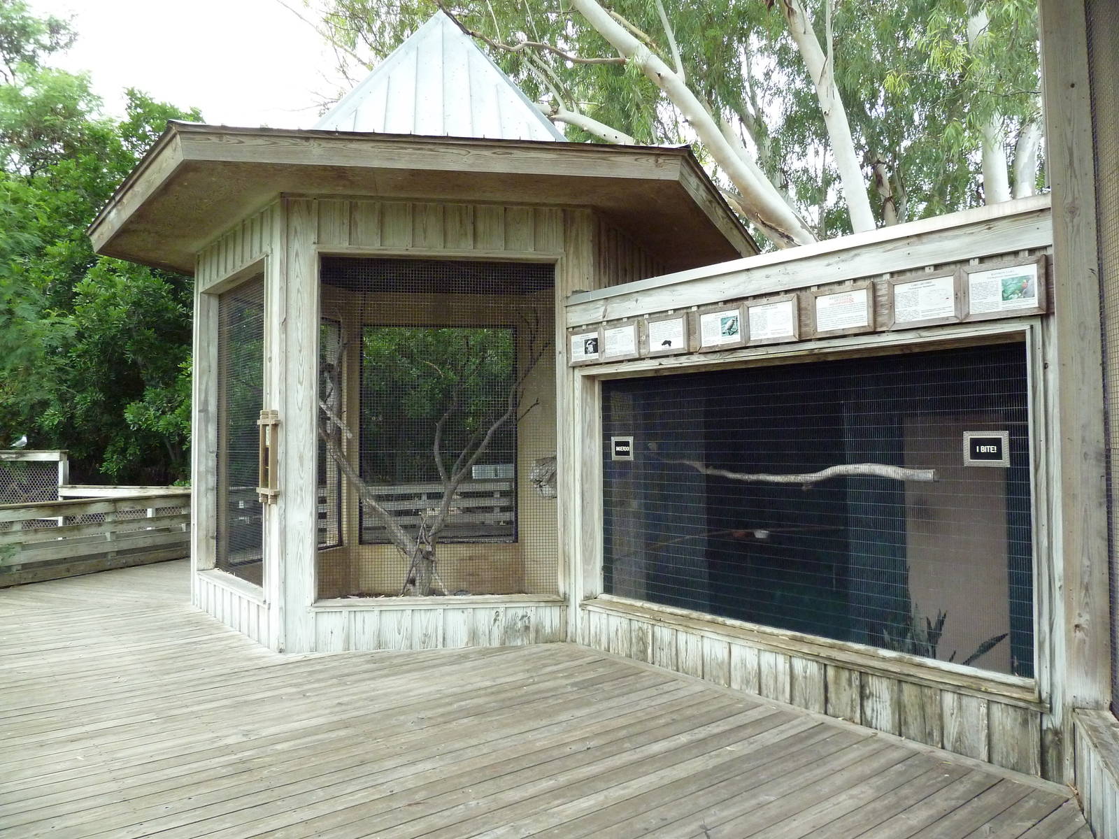 Indo-Australia Aviaries