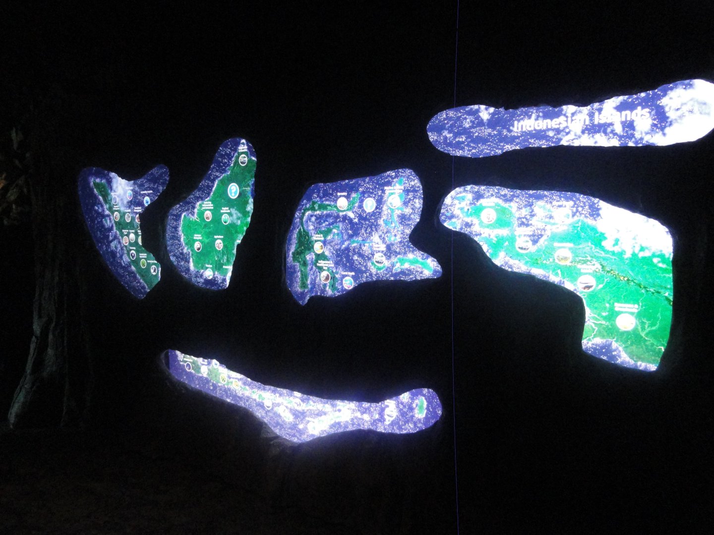 Indonesia Isles Touchscreen Map