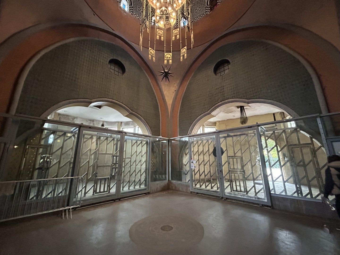 Indoor Asian Elephant Exhibit - Elephant House