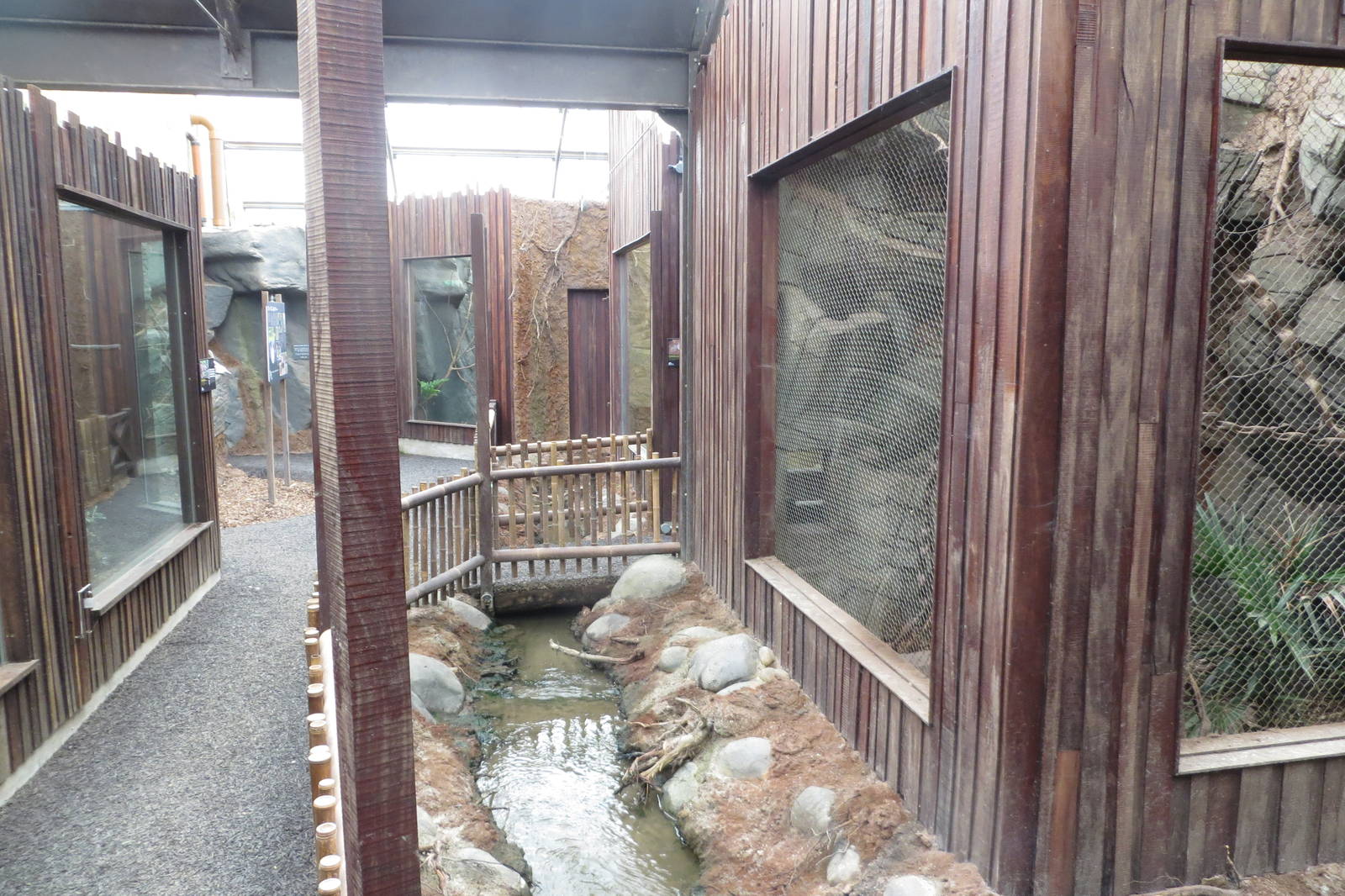 Indoor enclosures 10/14